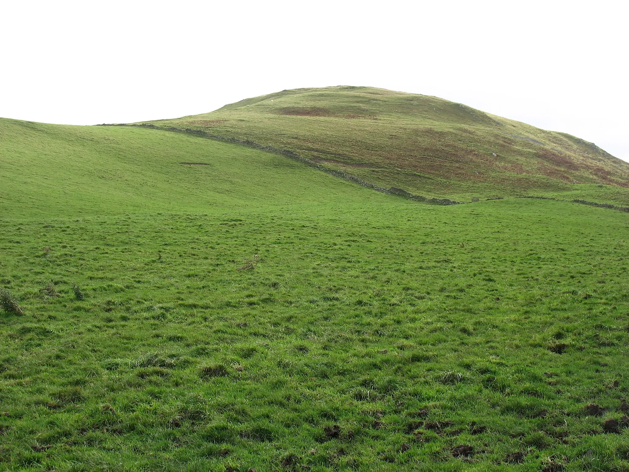 Photo showing: Wood Hill