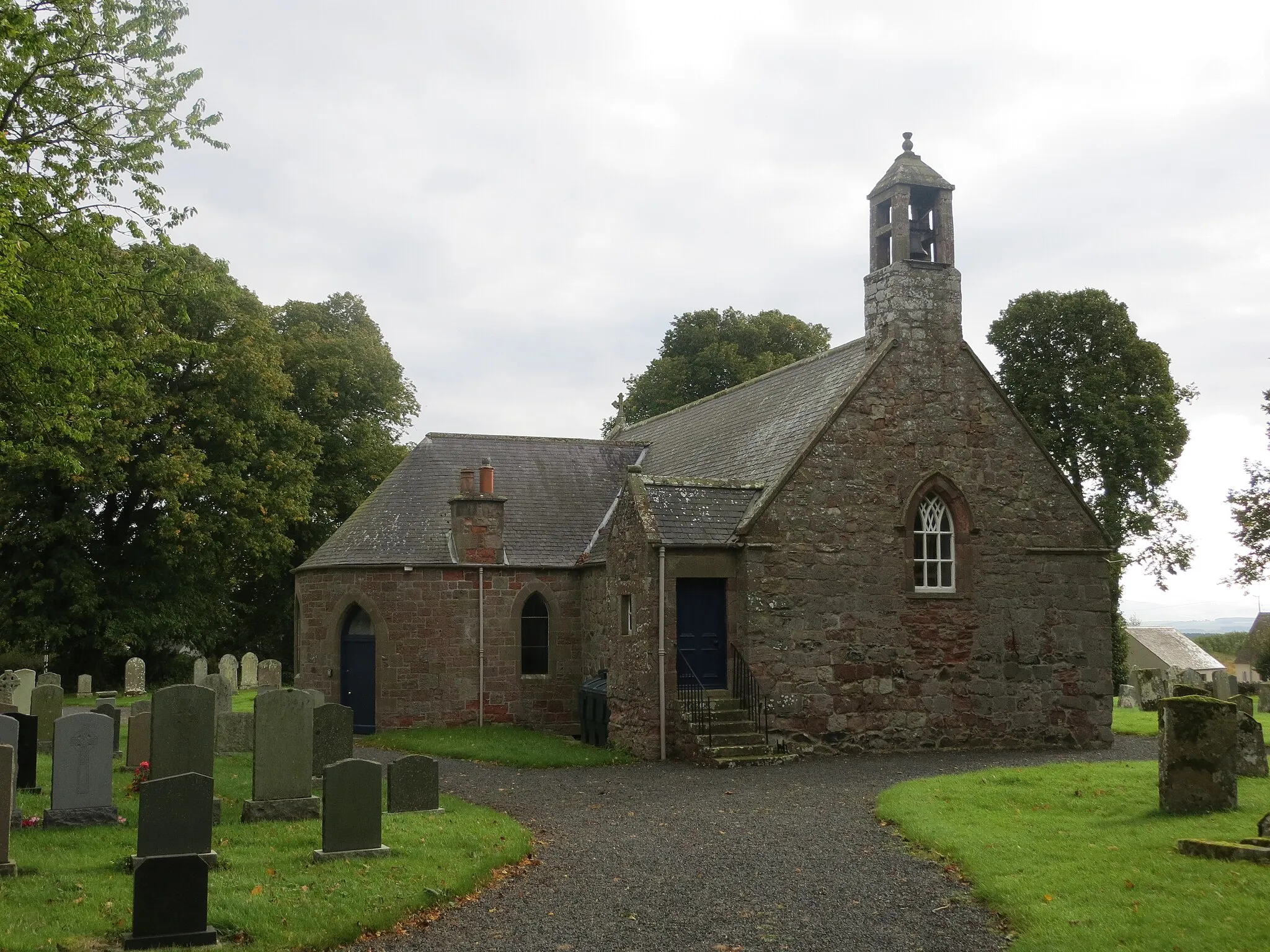 Photo showing: Smailholm Church