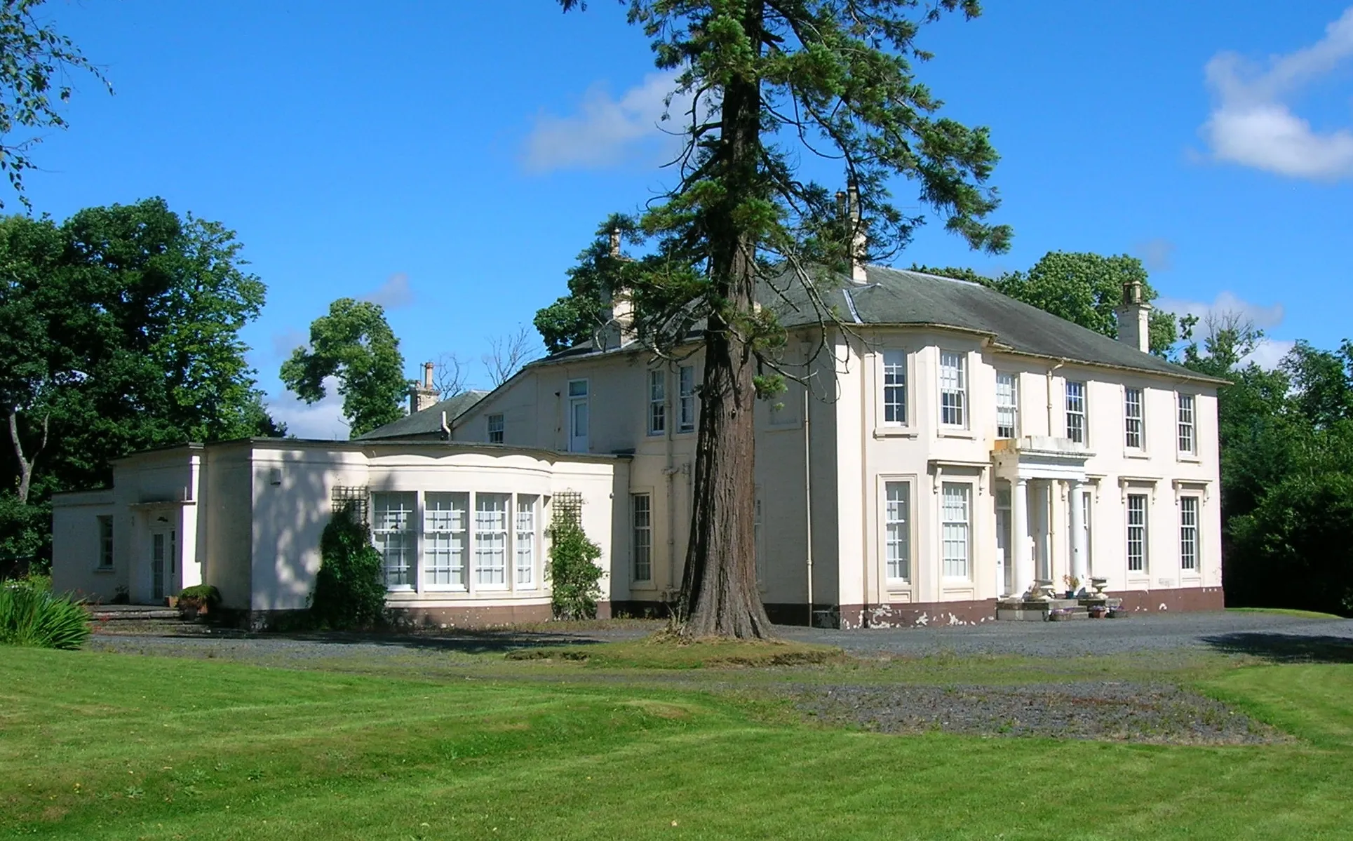 Photo showing: Ryefield House, Drakemyre, North Ayrshire, Scotland.