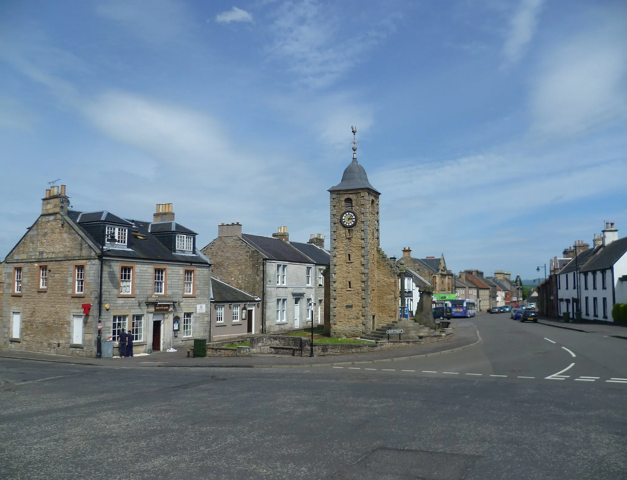 Photo showing: Main Street, Clackmannan