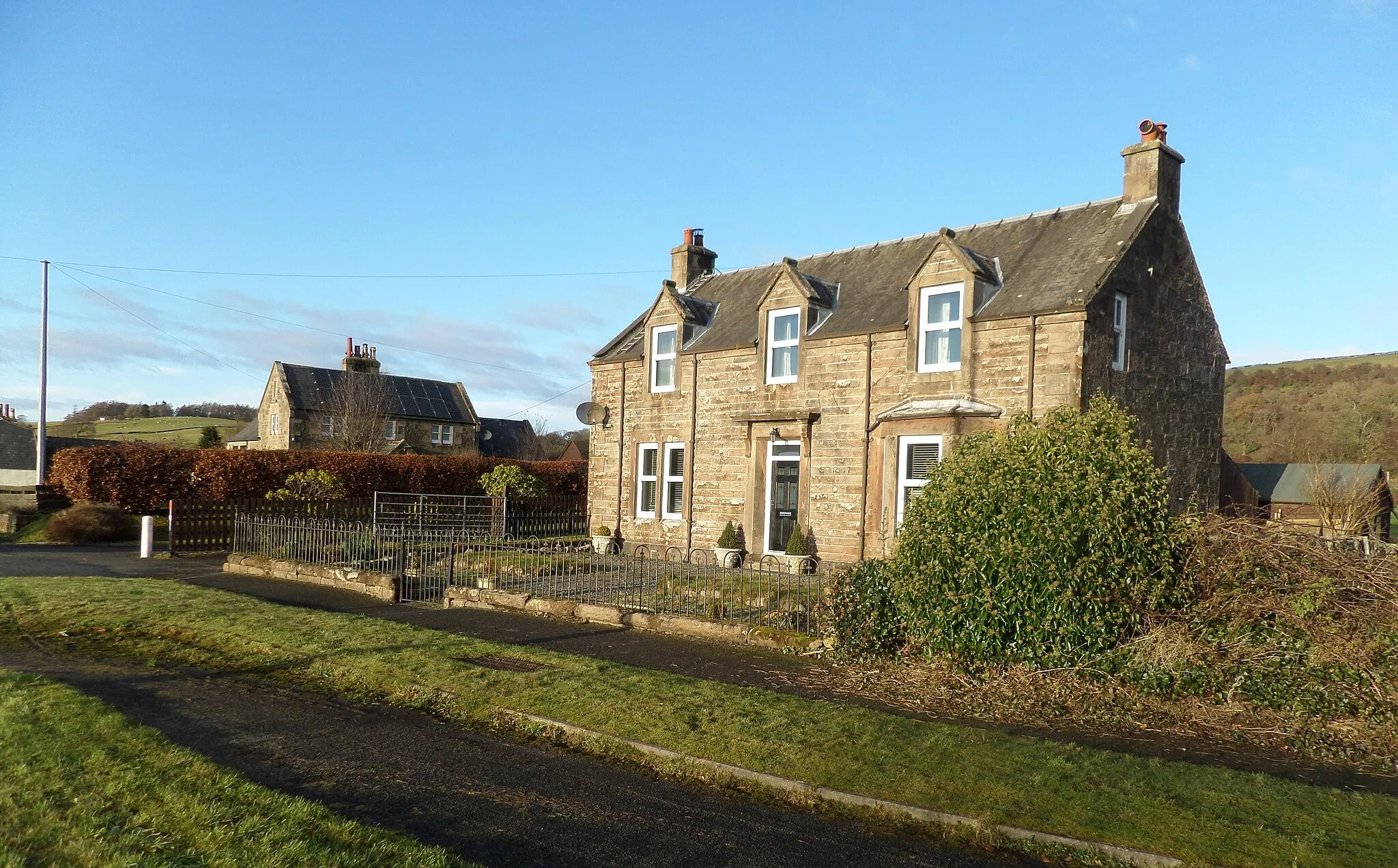 Photo showing: Mennock Village, Goods Depot entrance area, Nithsdale, Scotland