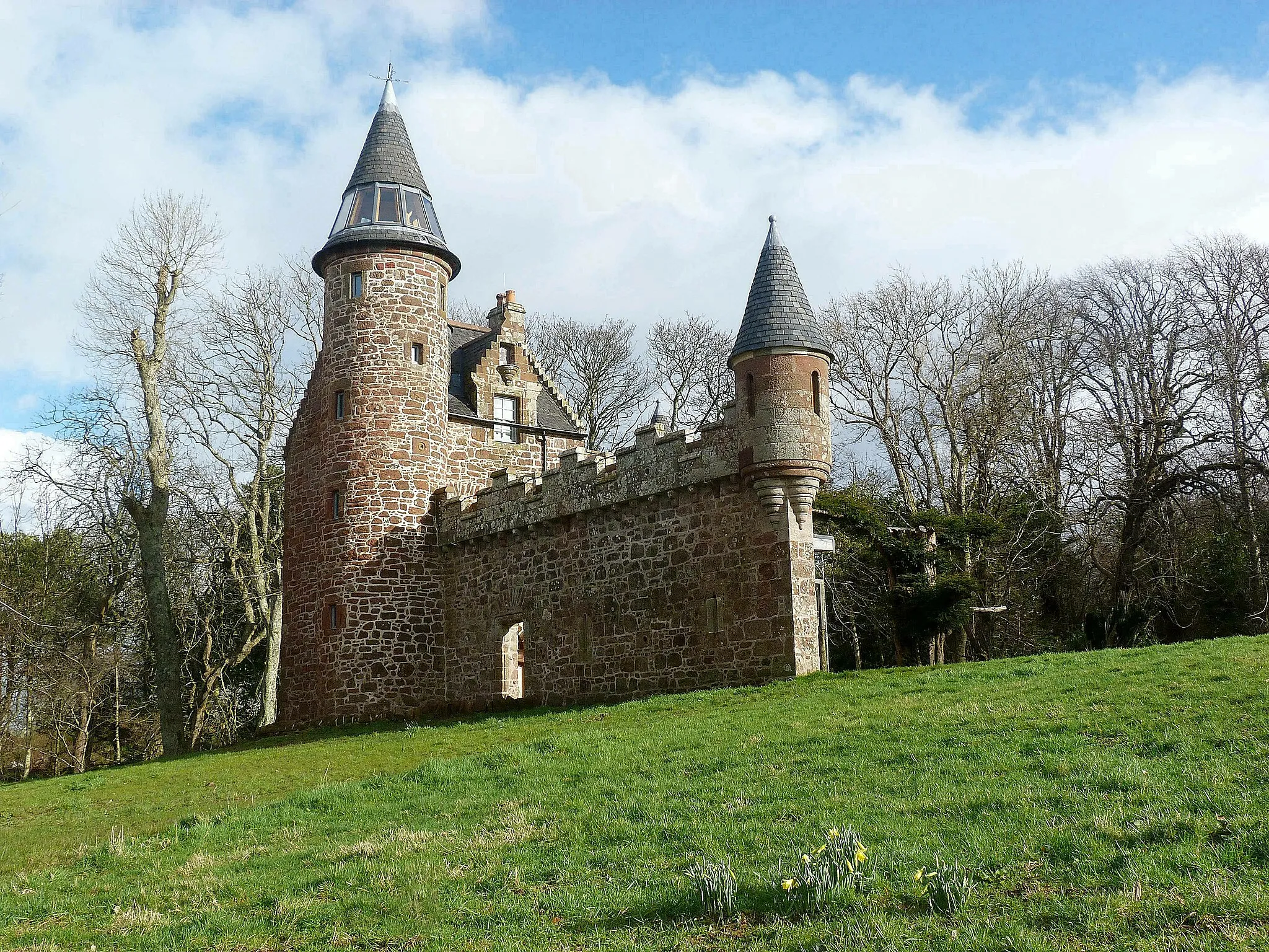 Photo showing: Knock Old Castle