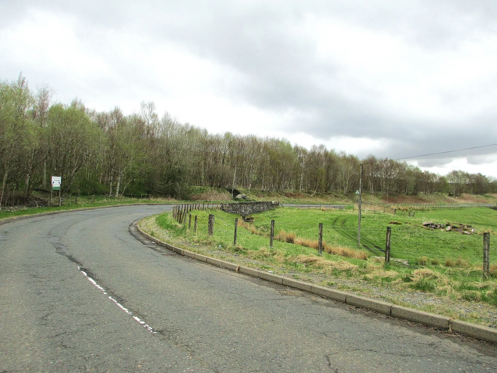 Photo showing: A bridge on the B741