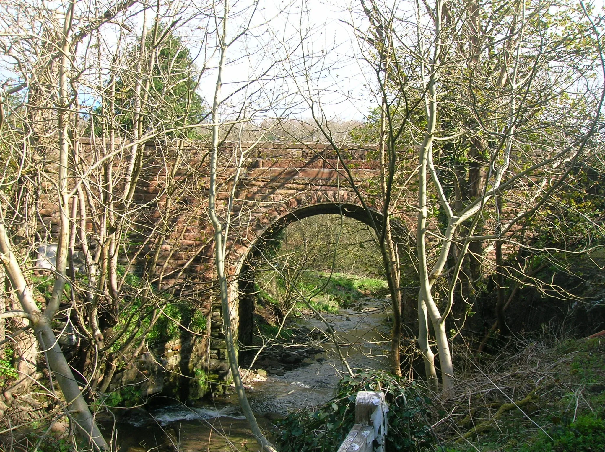 Photo showing: Bridge over the Water of Fail at Failford, South Ayrshire, Scotland.