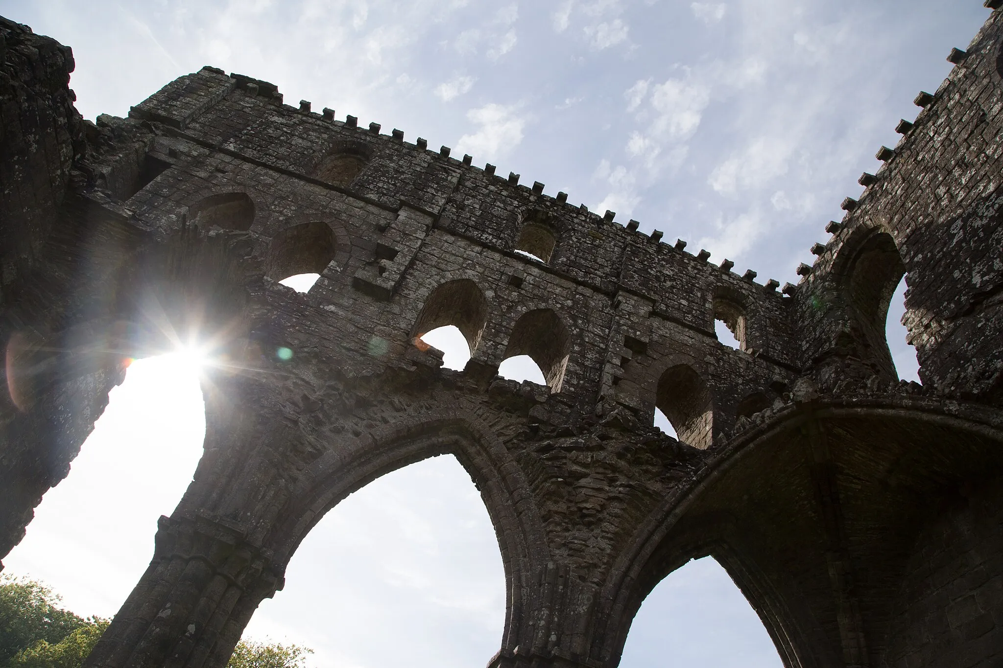 Photo showing: Dundrennan Abbey