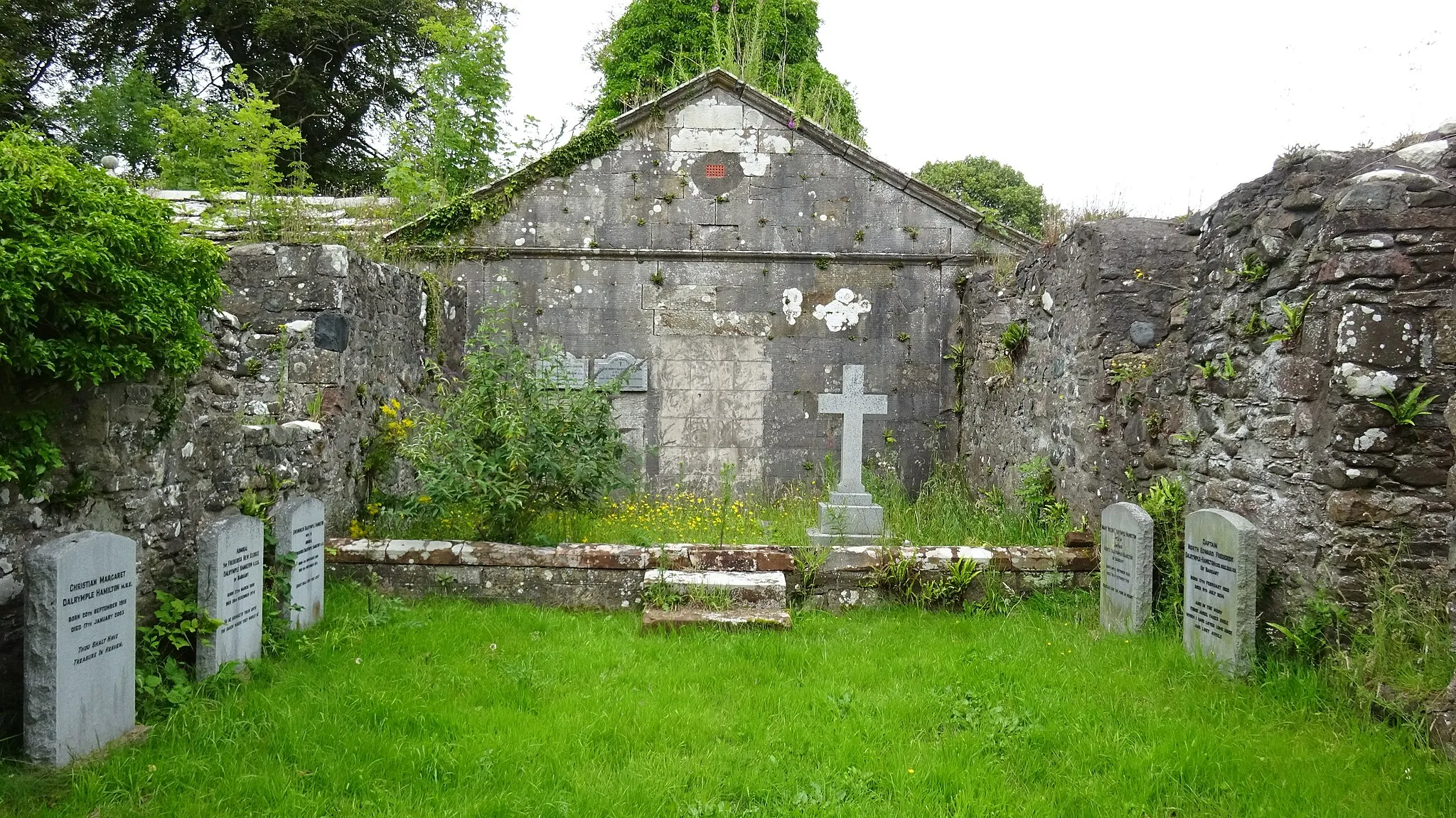 Photo showing: Old Dailly kirk, Dalrymple-Hamilton Aisle, South Ayrshire.