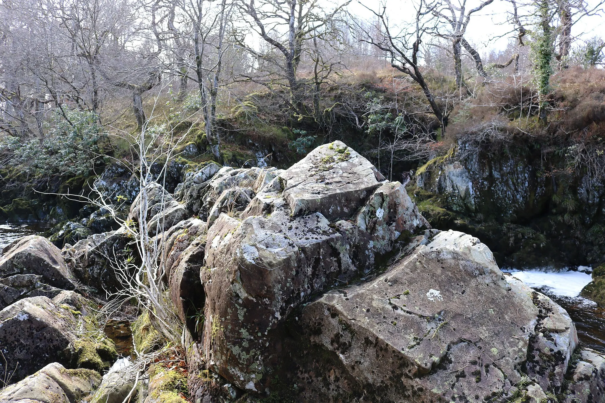 Photo showing: Rocky Outcrop, Water of Minnoch