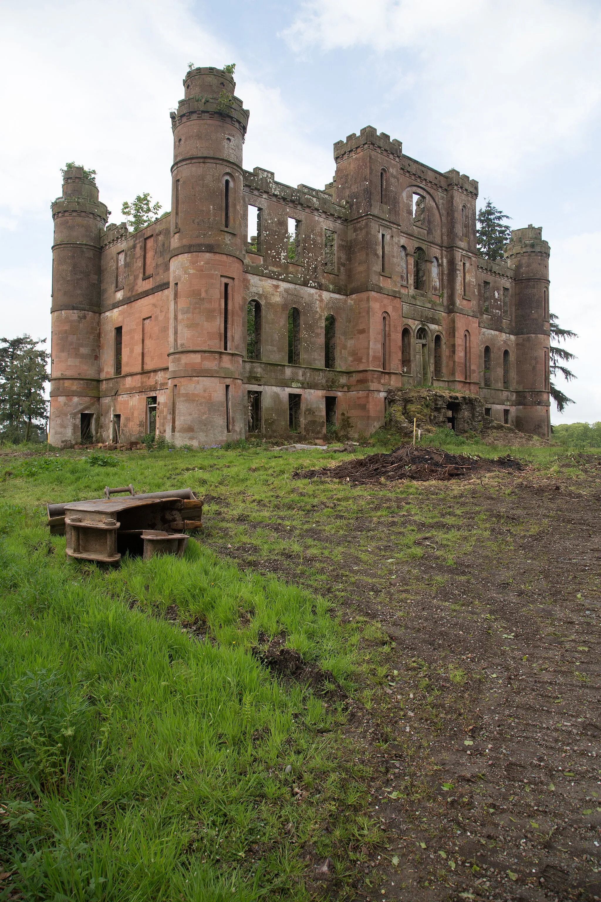 Photo showing: Gelston Castle