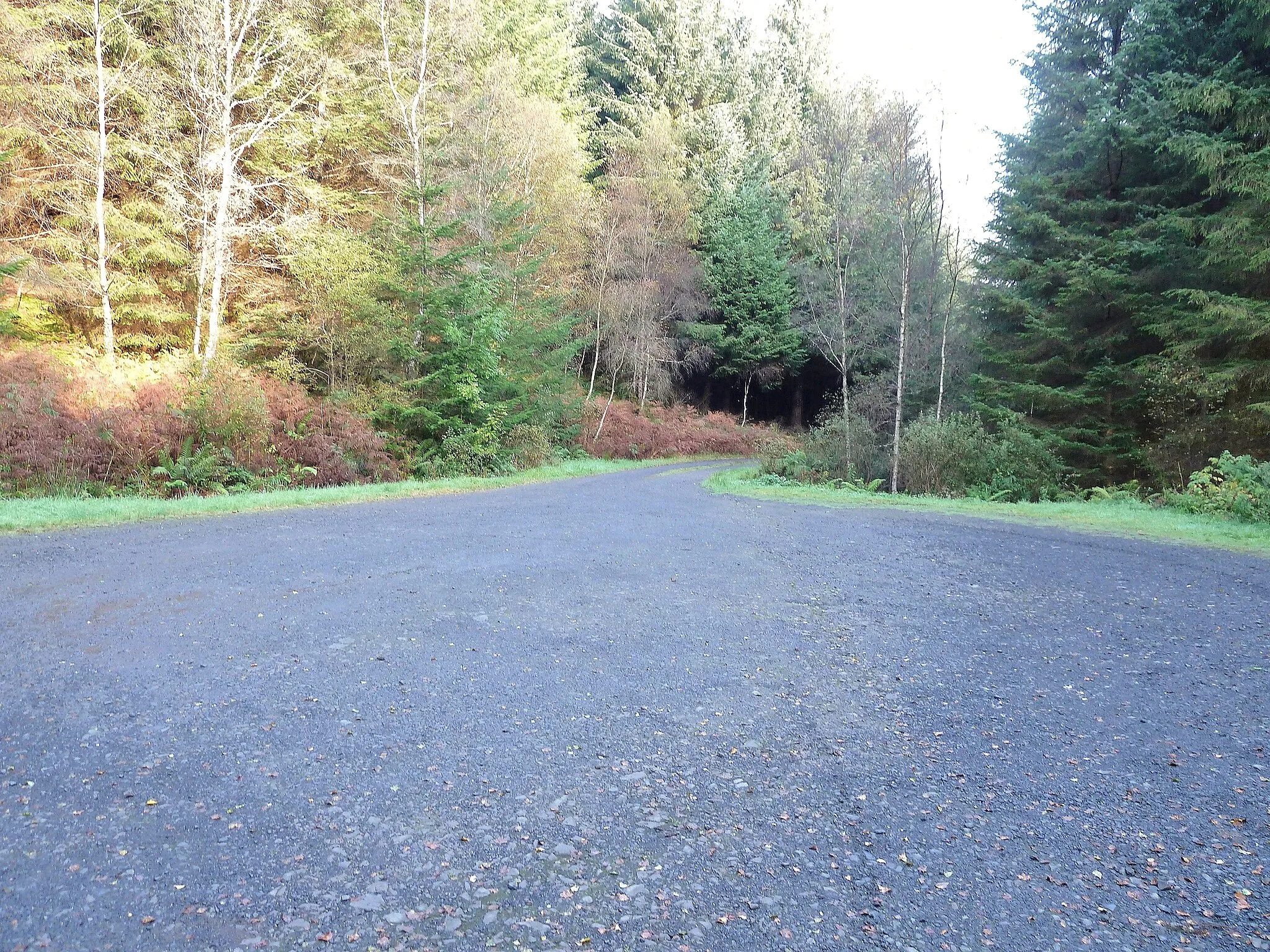 Photo showing: The car park at Bennan Hill