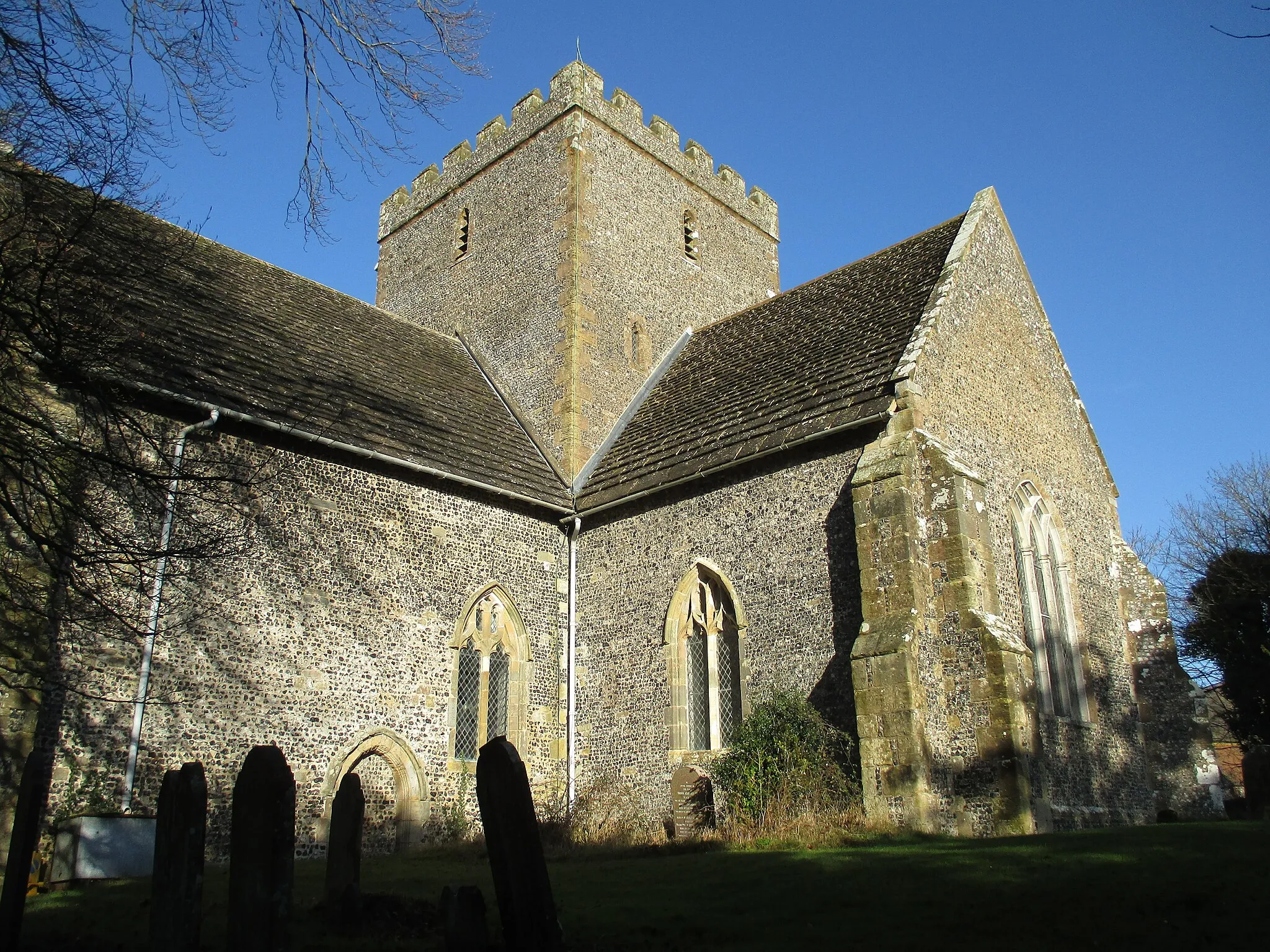 Photo showing: The parish church of Poynings, West Sussex, seen from the south-west