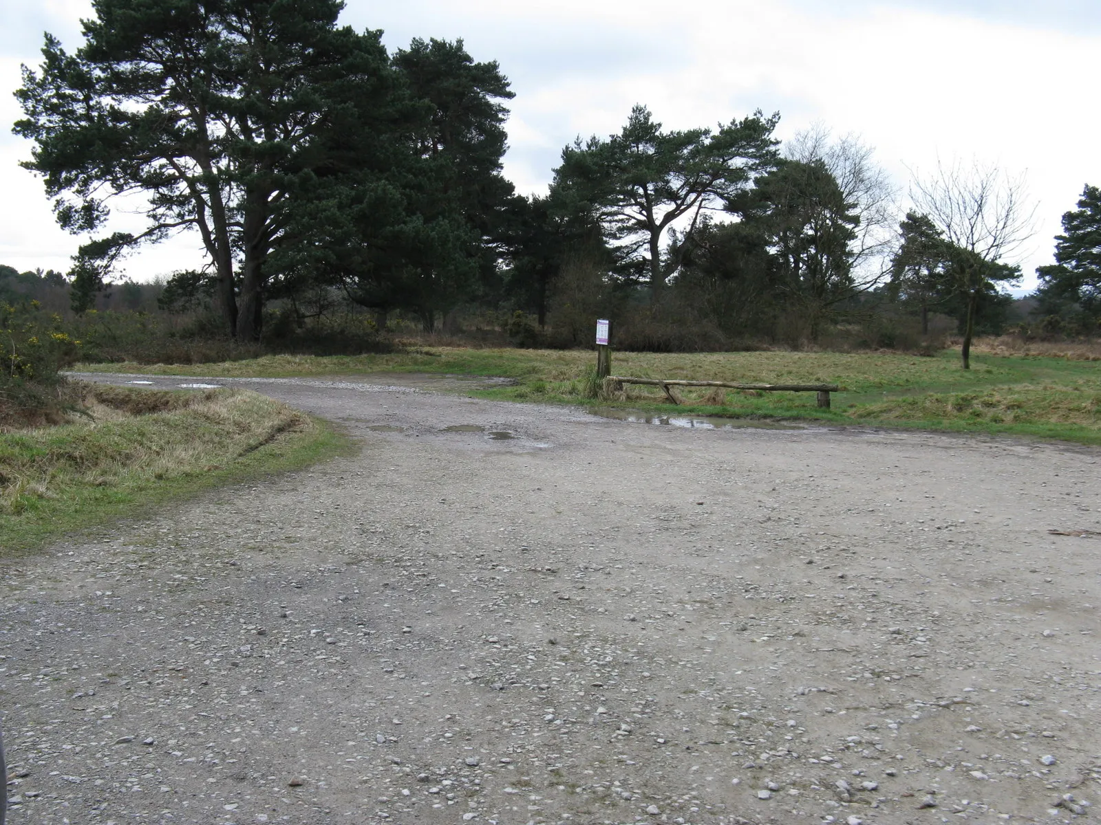 Photo showing: Car park on Access land north of Chelwood Gate