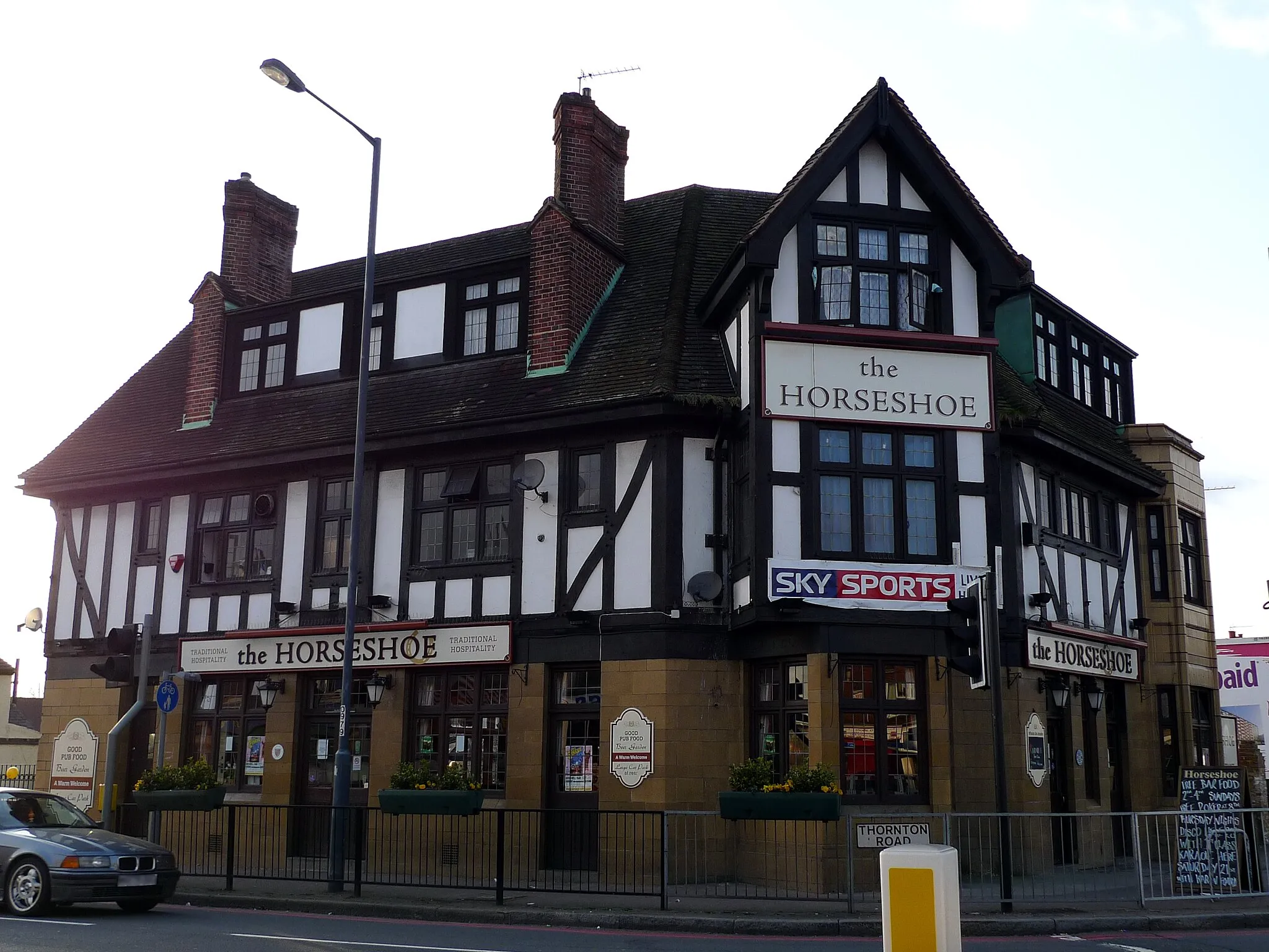 Photo showing: A half-timbered pub at the corner of the roundabout.
Address: 745 London Road.
Owner: Noakes (former).
Links:
Beer in the Evening

Dead Pubs (history)
