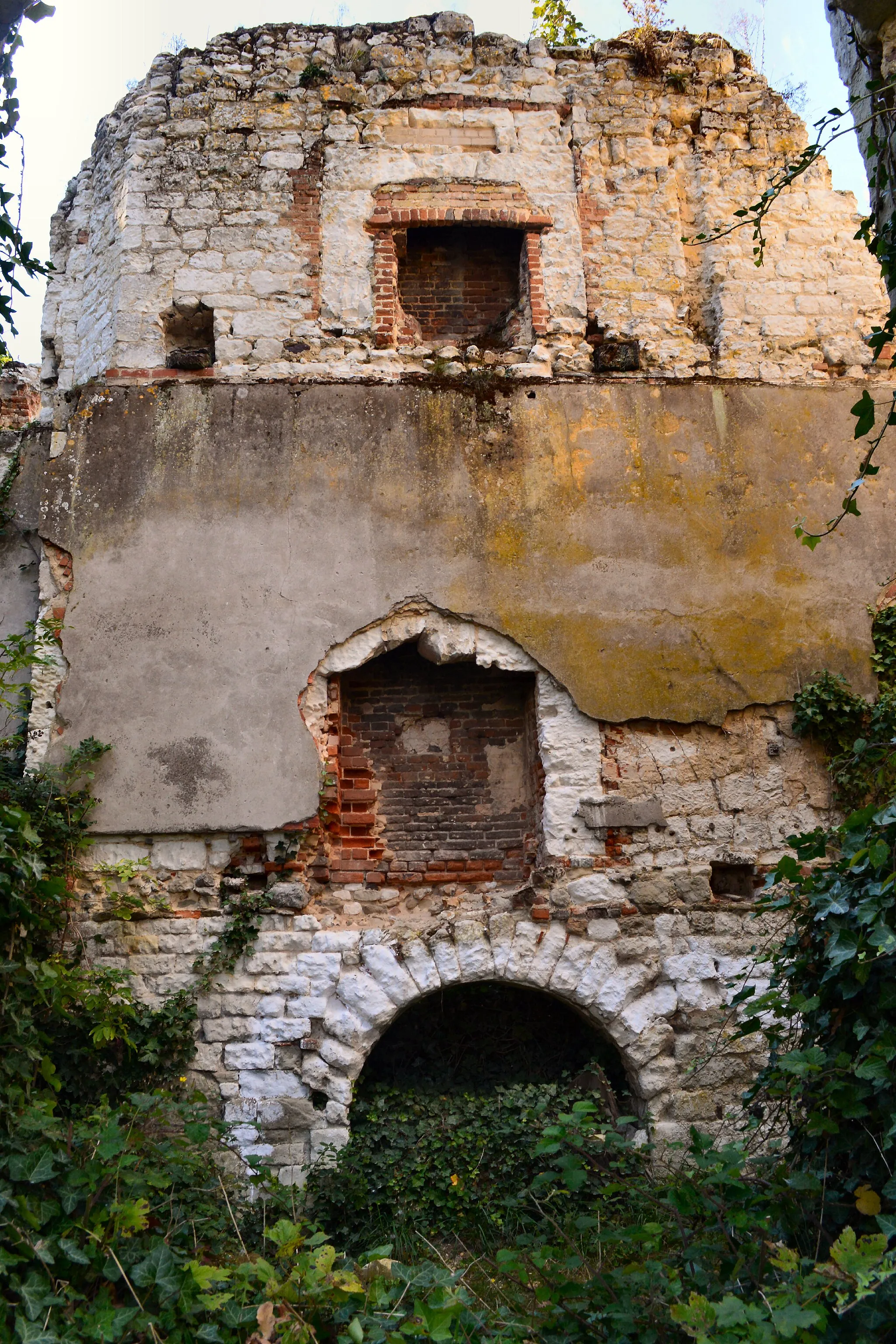 Photo showing: Betchworth Castle