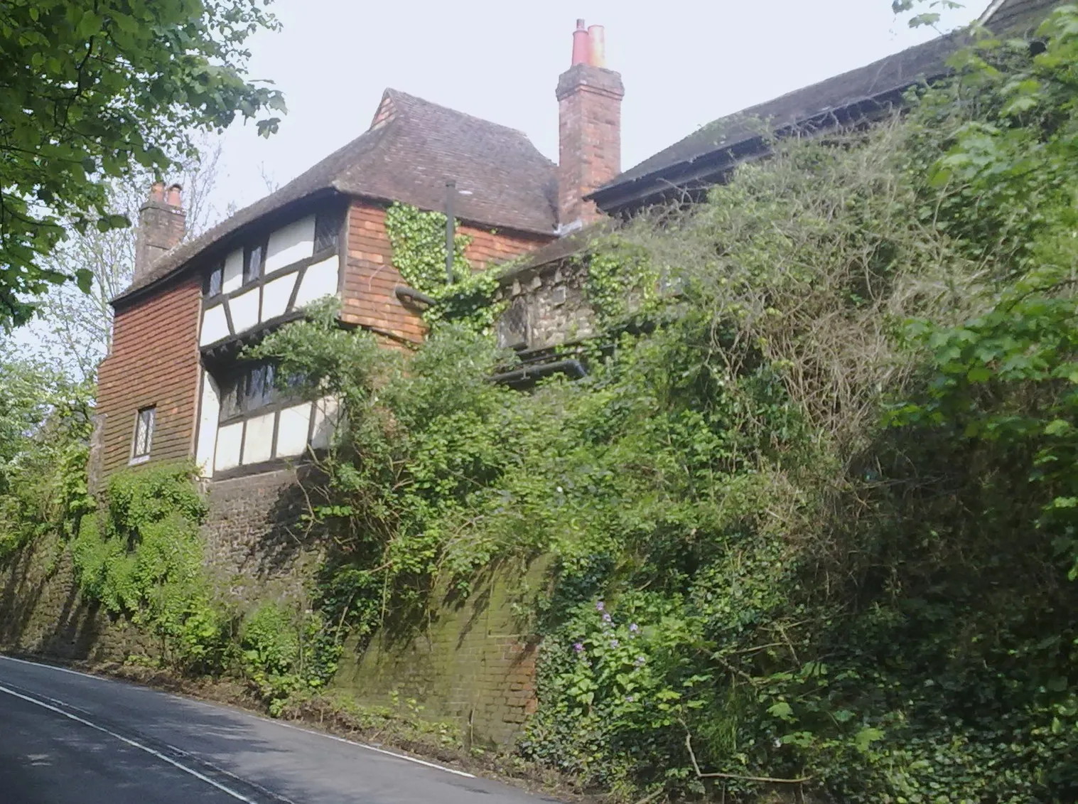 Photo showing: The Old House, Pulborough