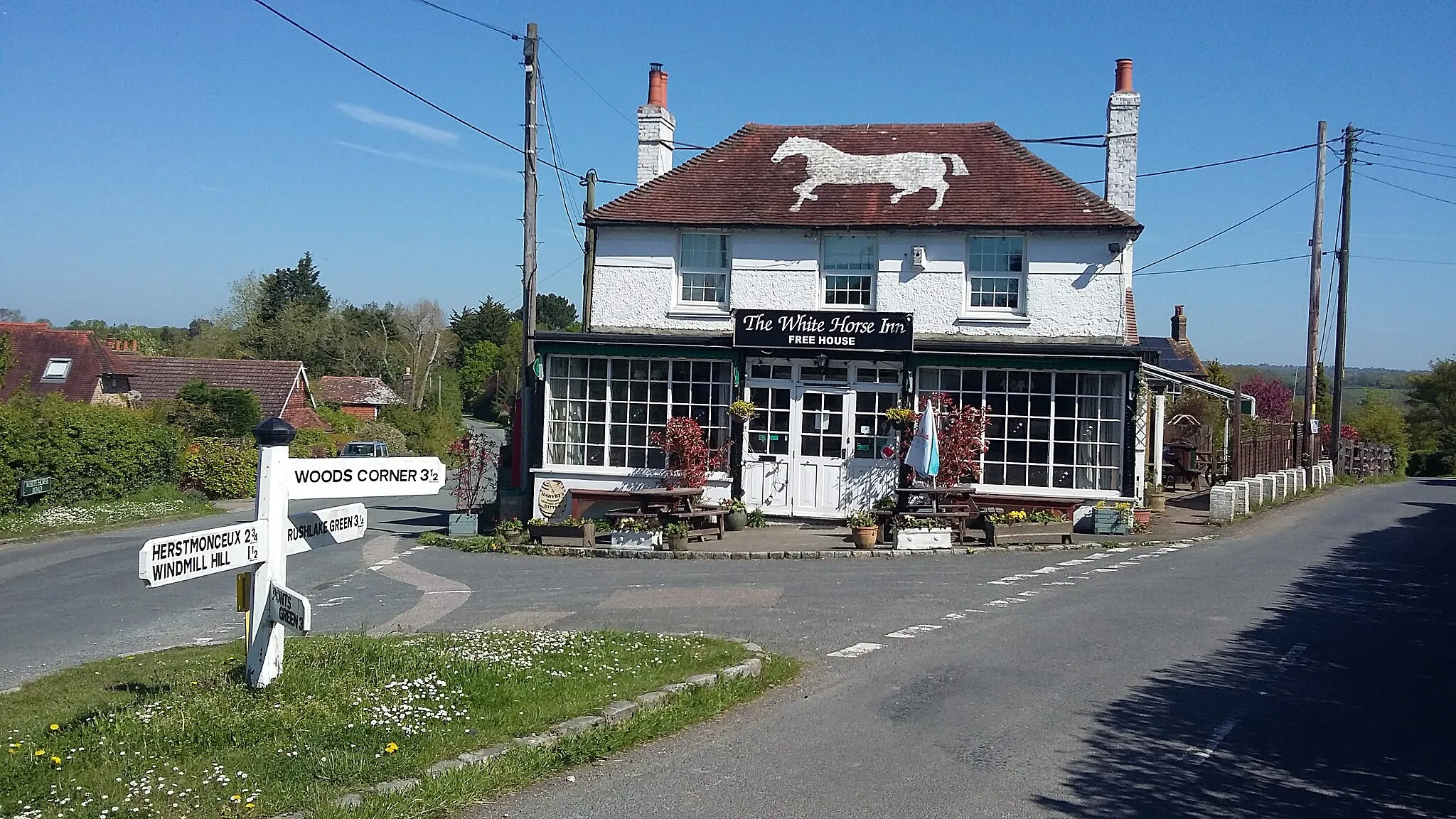 Photo showing: Historic pub in Bodle Street Green, Hailsham East Sussex