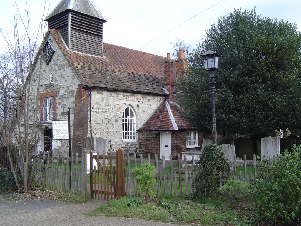 Photo showing: St. George's Church, Esher