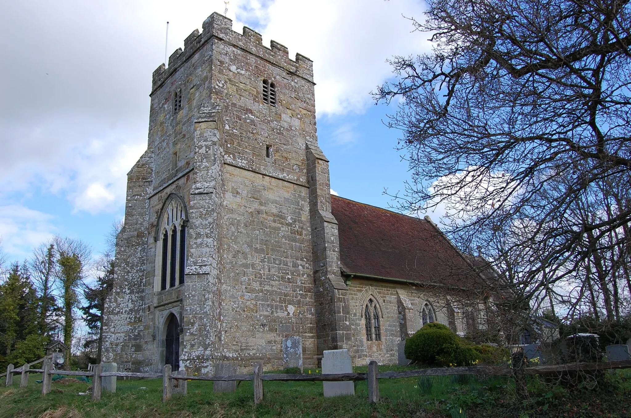 Photo showing: St Michael and All Angels church, Little Horsted