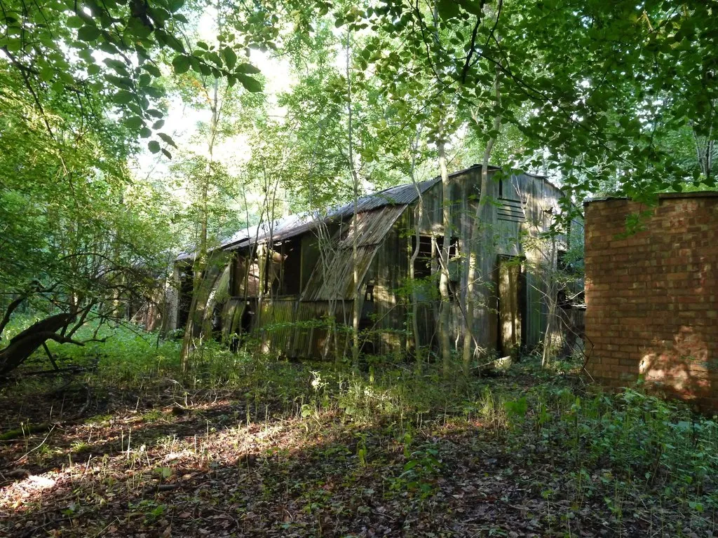 Photo showing: 'Camp Site (disused)' - by Sheepwalk Lane