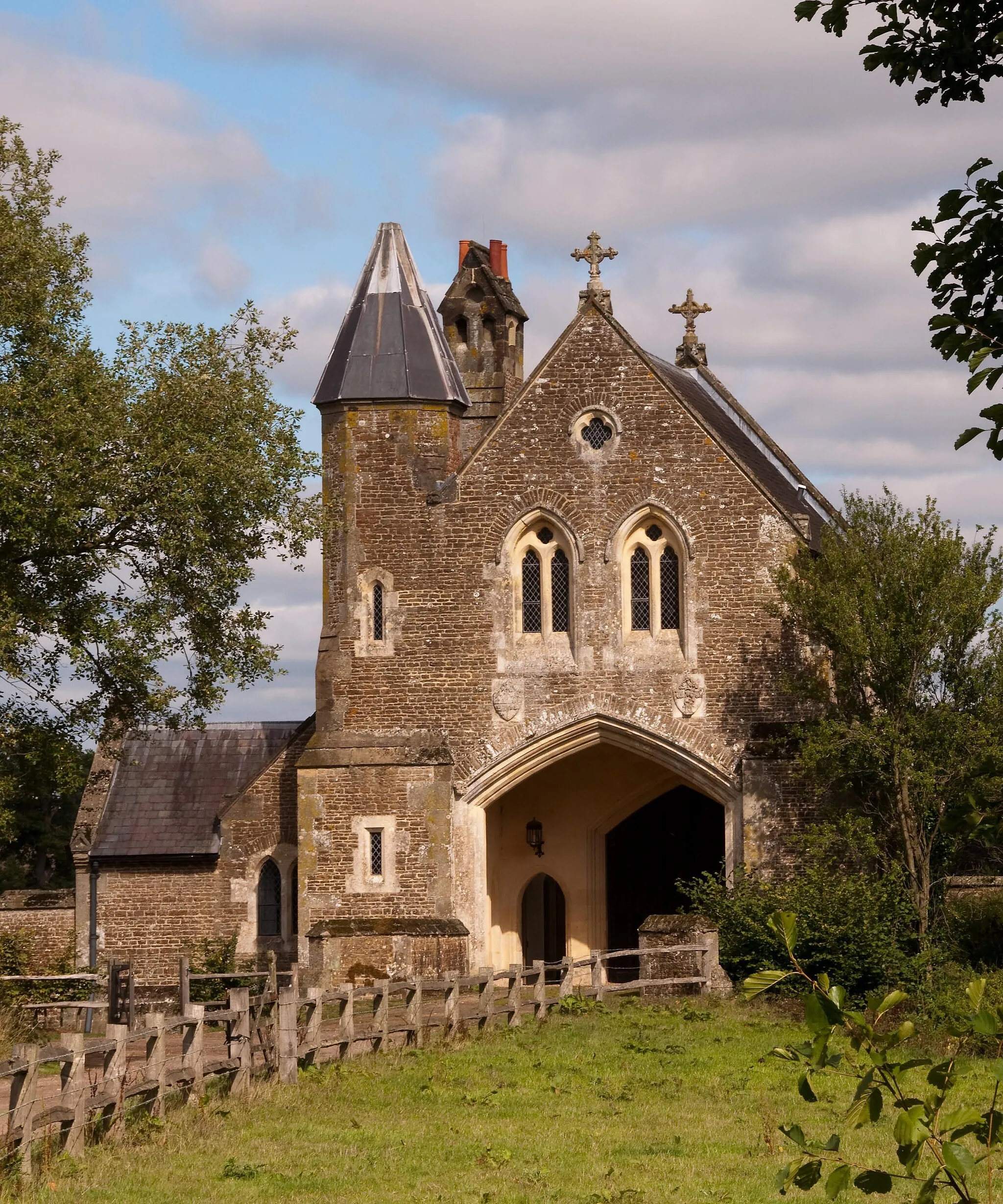 Photo showing: This is a photo of listed building number 1096948.