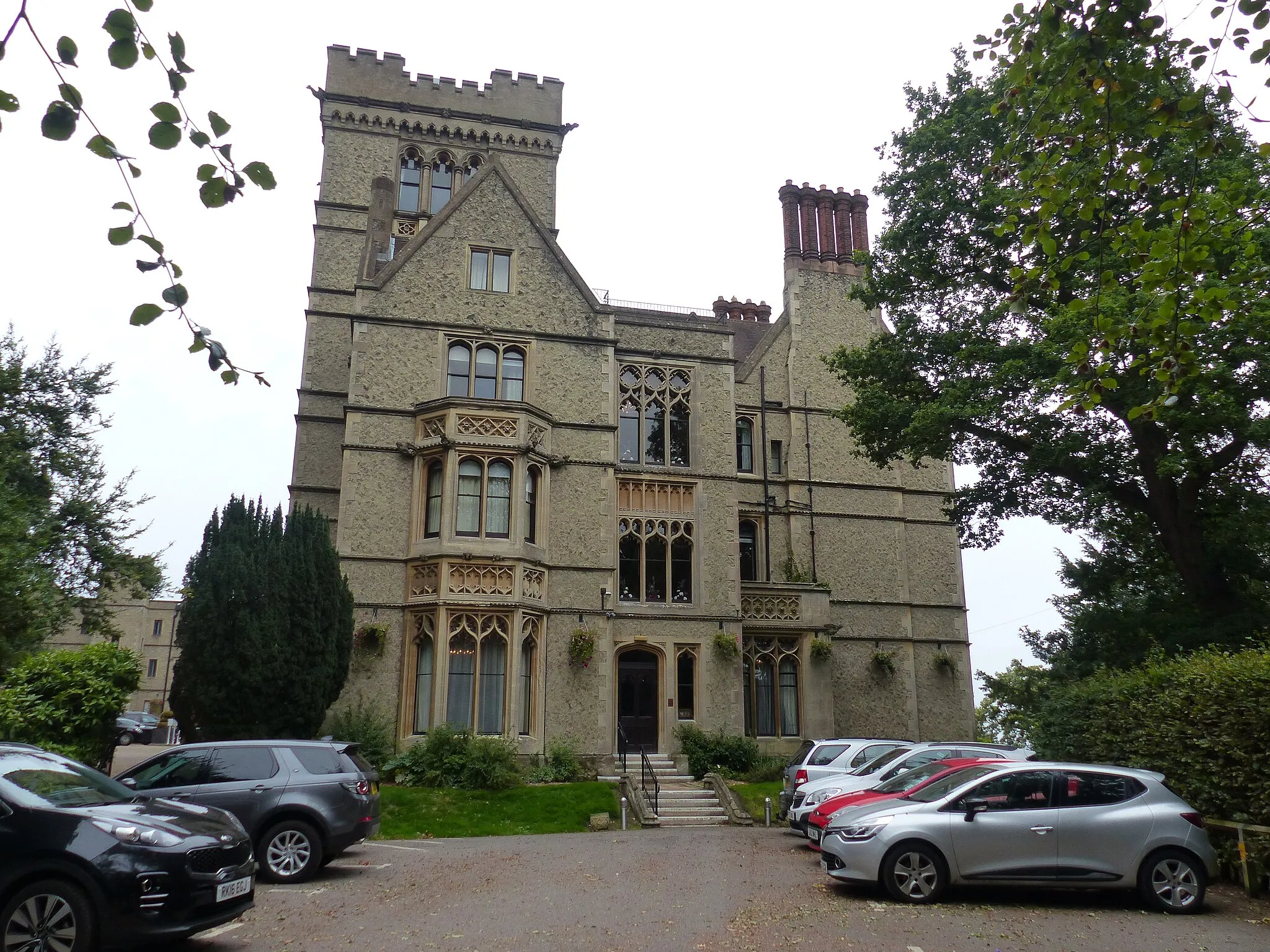 Photo showing: The neo-Gothic splendour of Nutfield Priory hotel