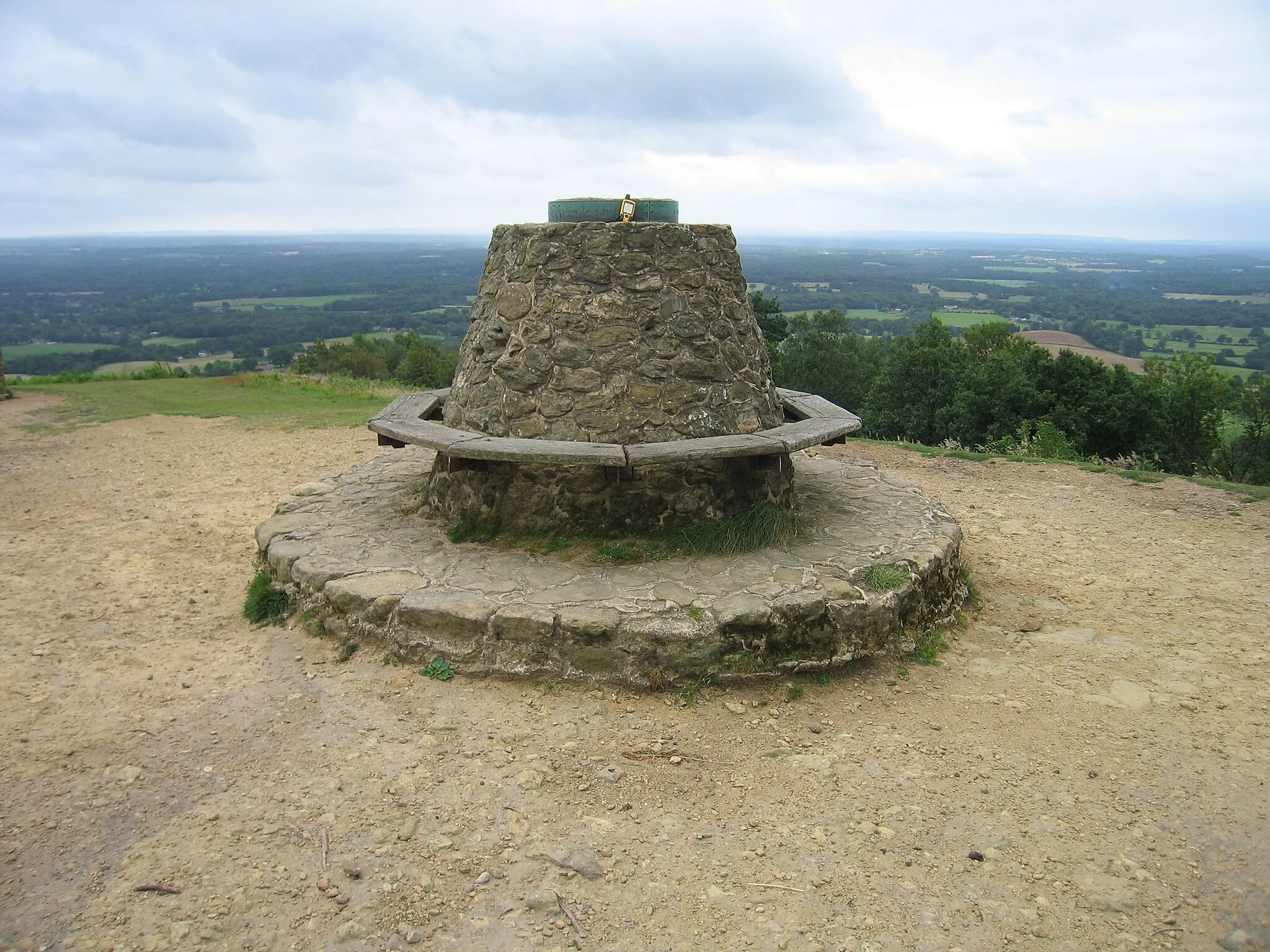 Photo showing: Holmbury Hill