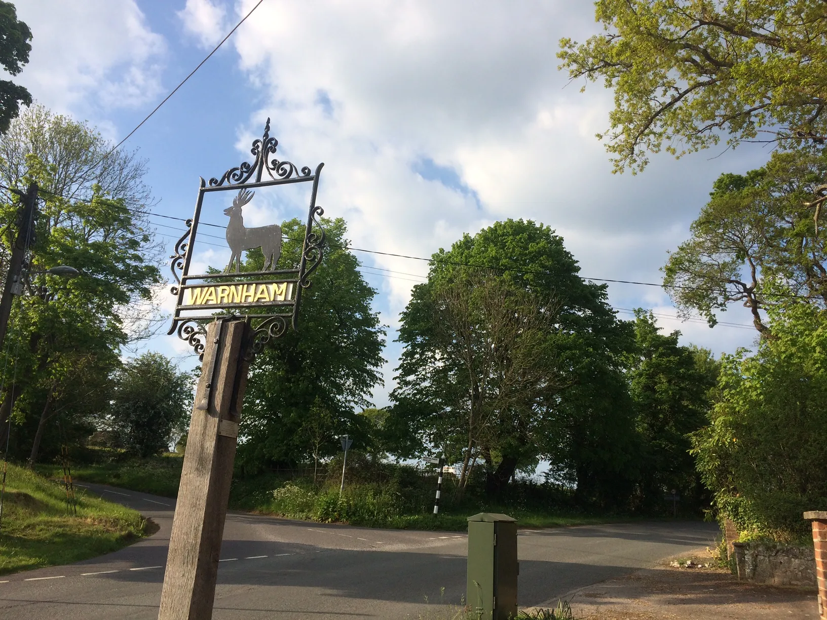 Photo showing: The Warnham welcome sign at the end of School Hill. There is second version at the end of church street.