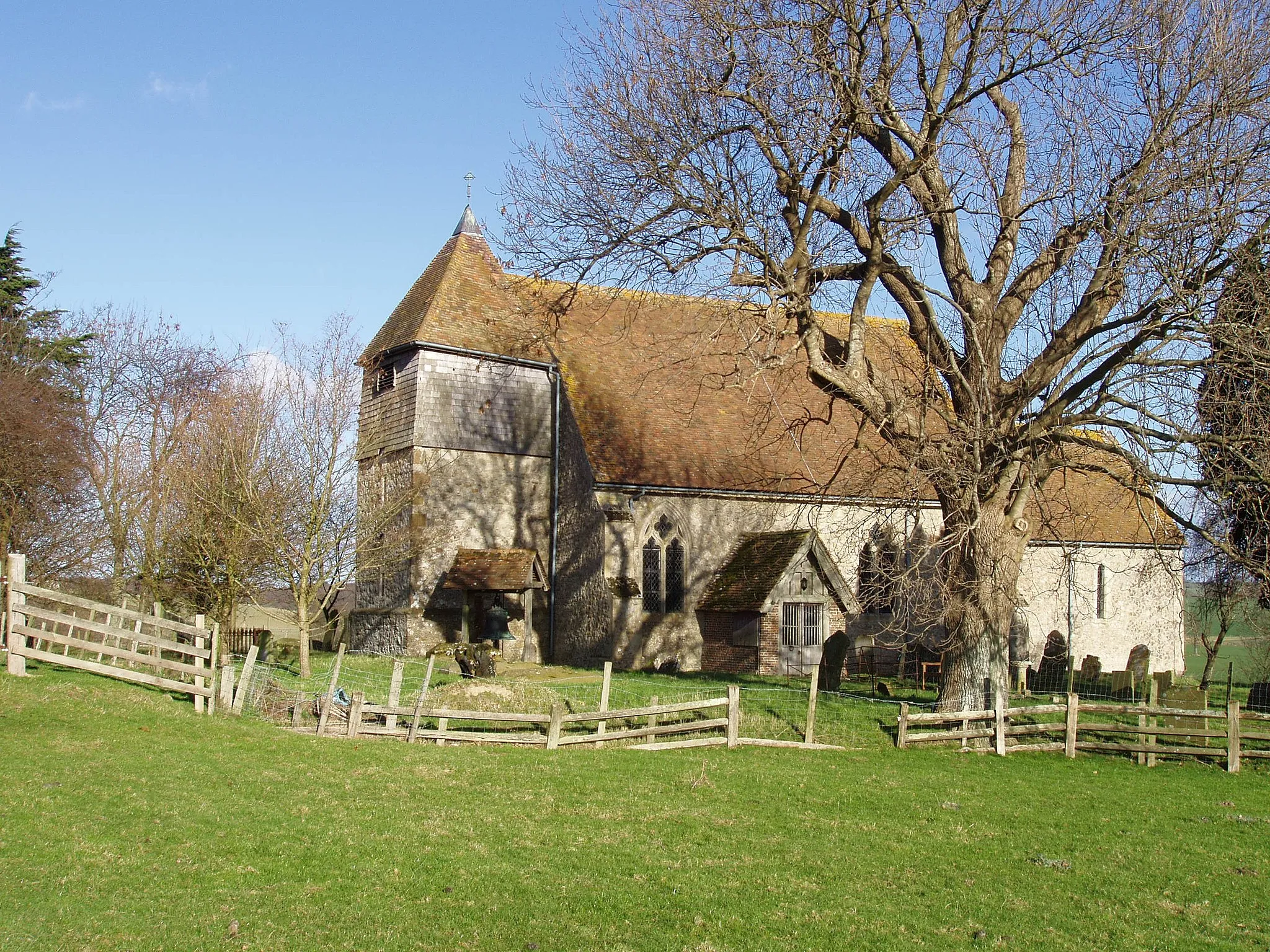 Photo showing: Bilsington Parish Church, Bilsington, Romney Marsh, Kent