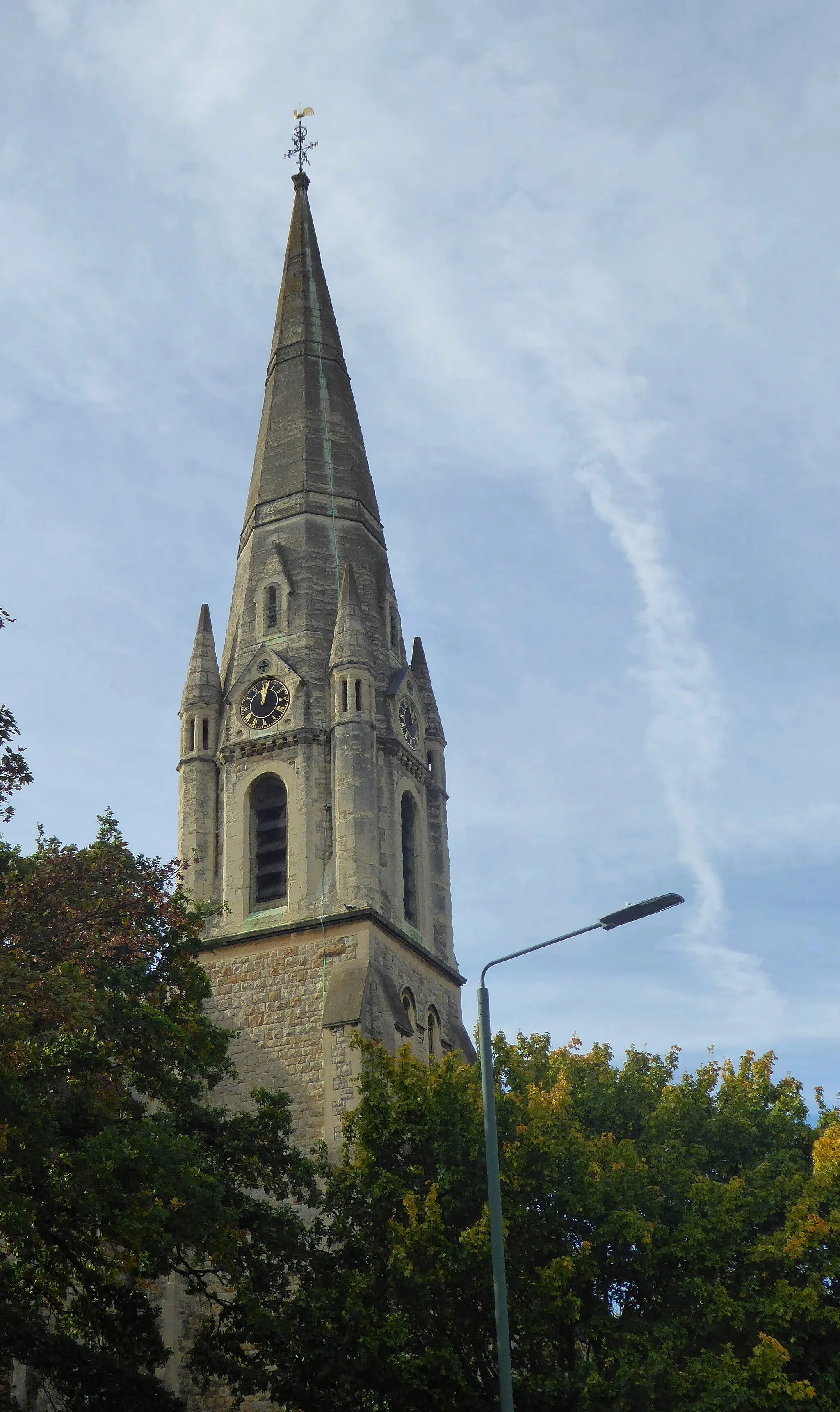 Photo showing: The neo-gothic tower of the Church of St John the Evangelist in Bexley.