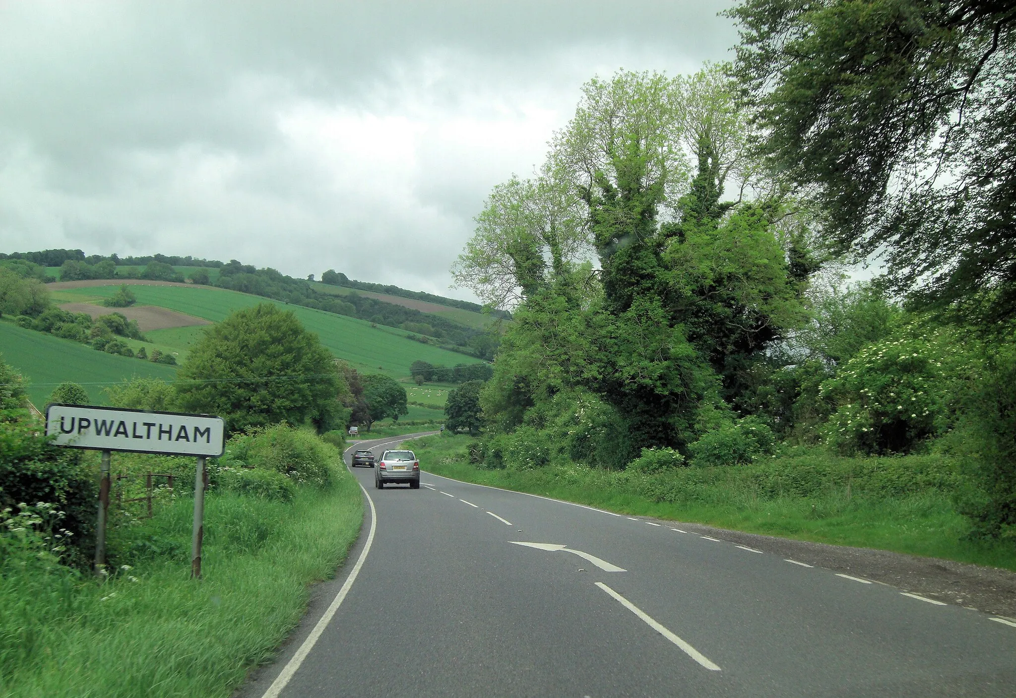 Photo showing: A285 enters Upwaltham