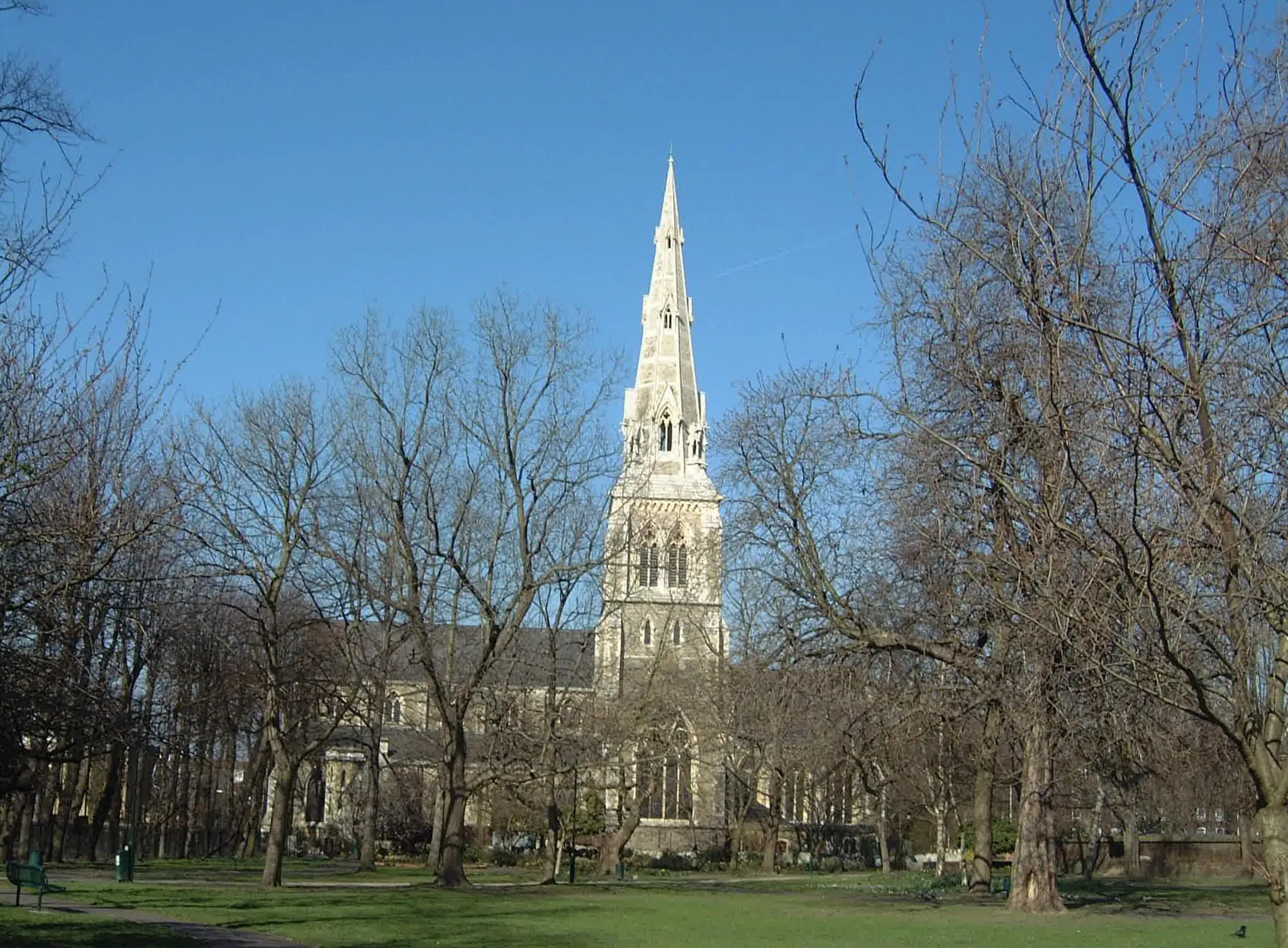 Photo showing: St Giles Church, Camberwell in 2000