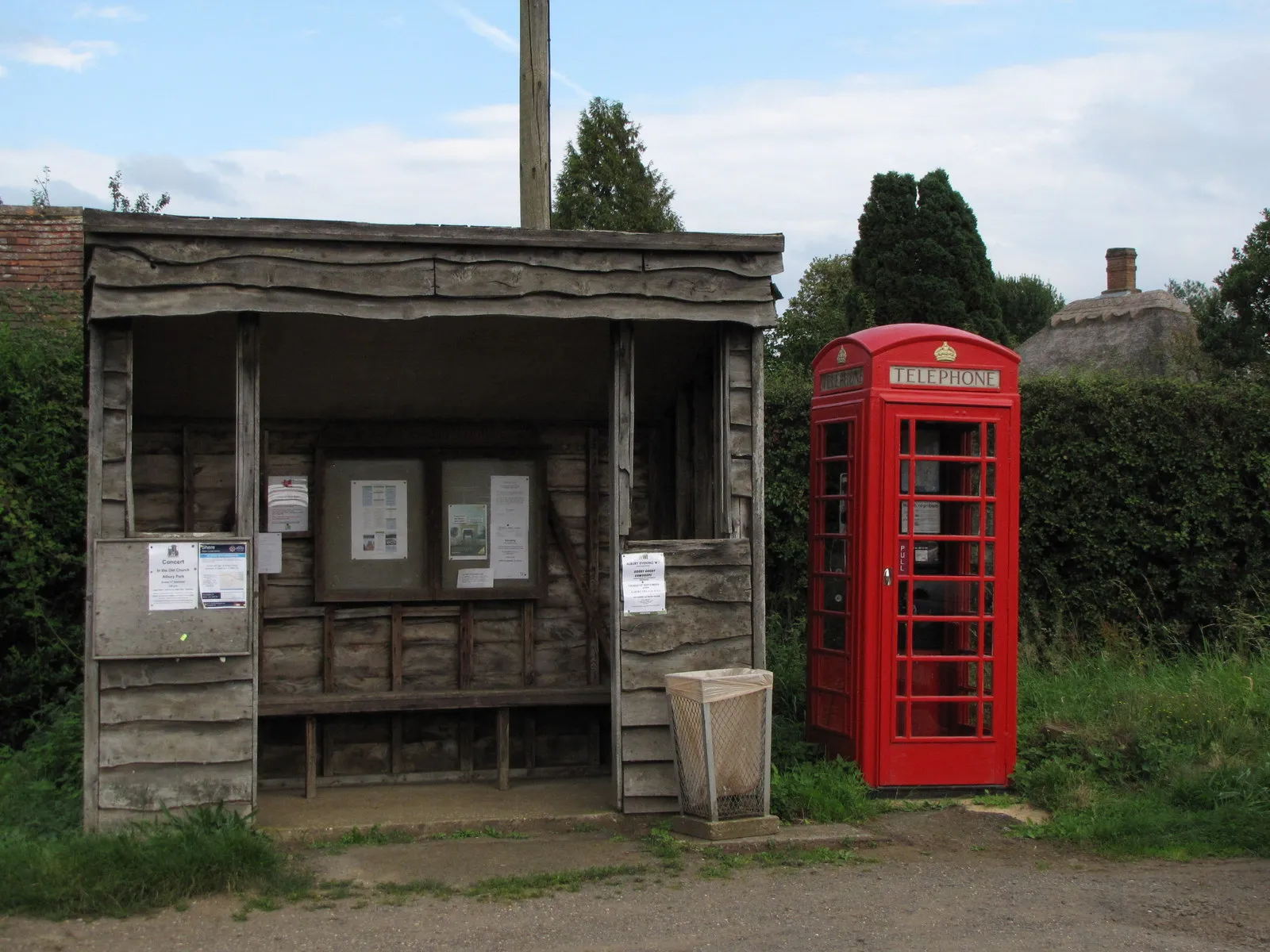 Photo showing: Red phone box  in Farley Green