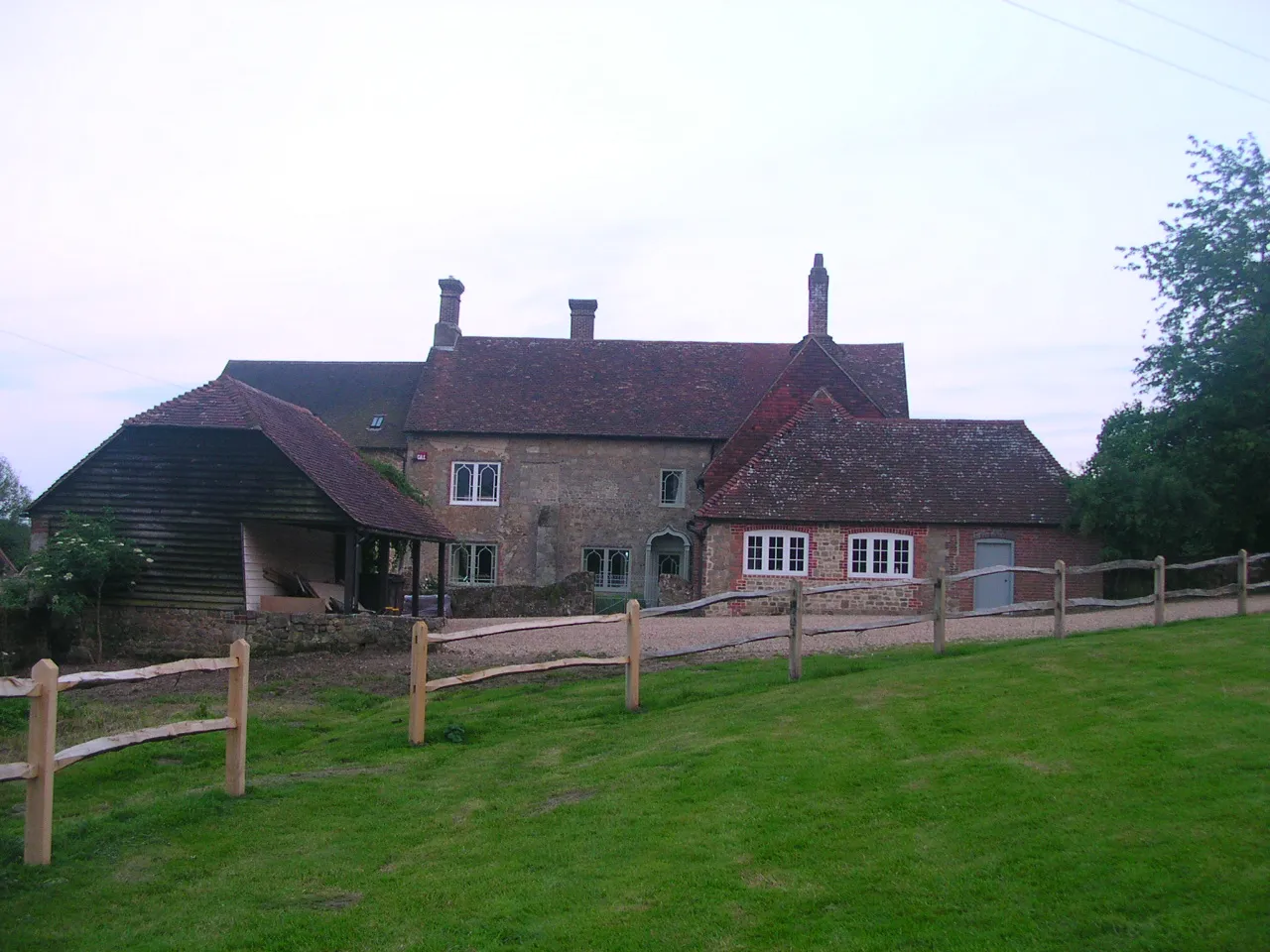 Photo showing: Lodsworth Manor House, Lodsworth, West Sussex, England.