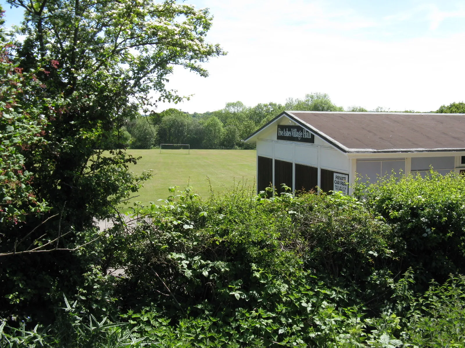 Photo showing: Five Ashes village hall and playing field