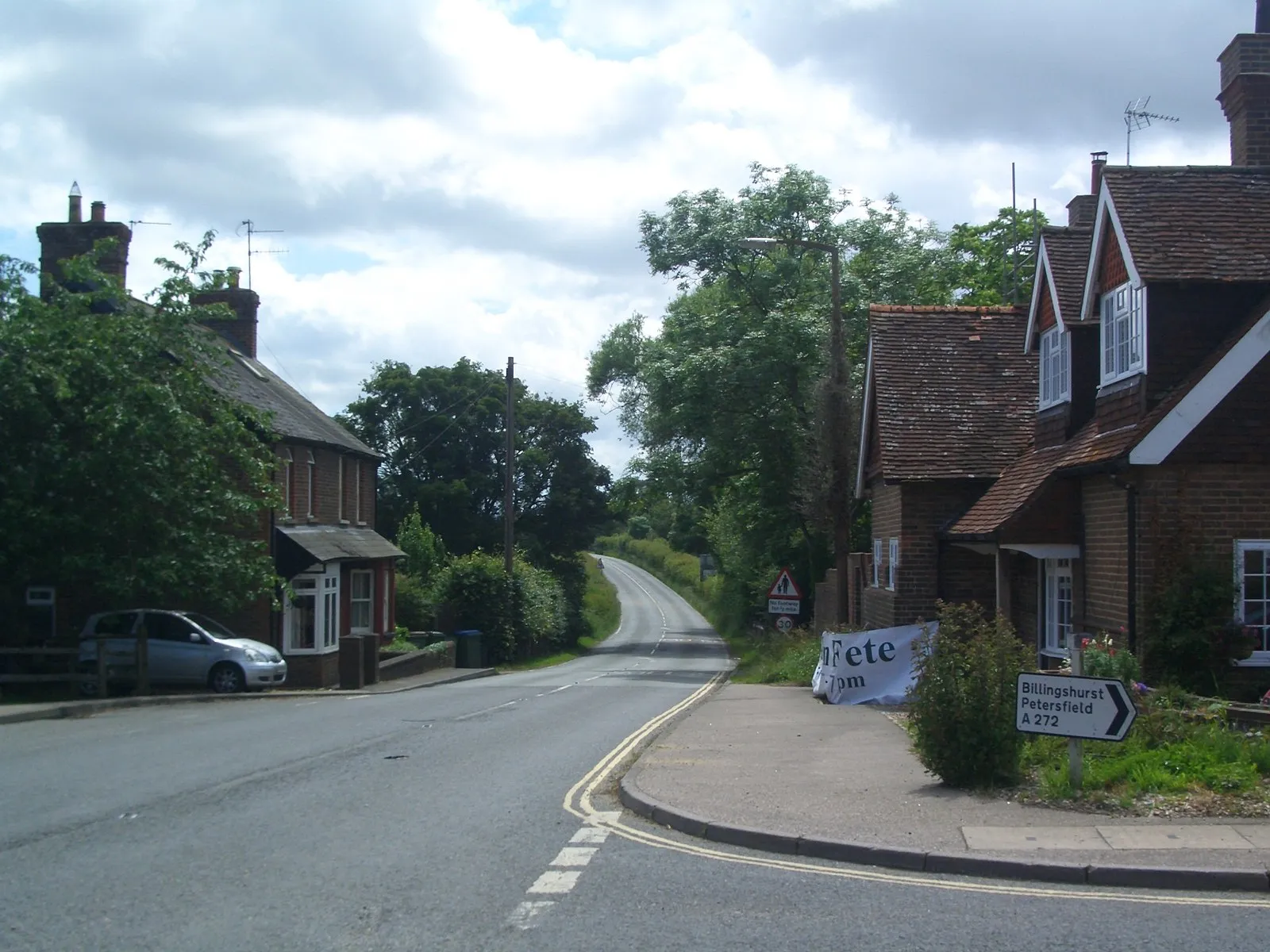 Photo showing: Coolham Crossroads