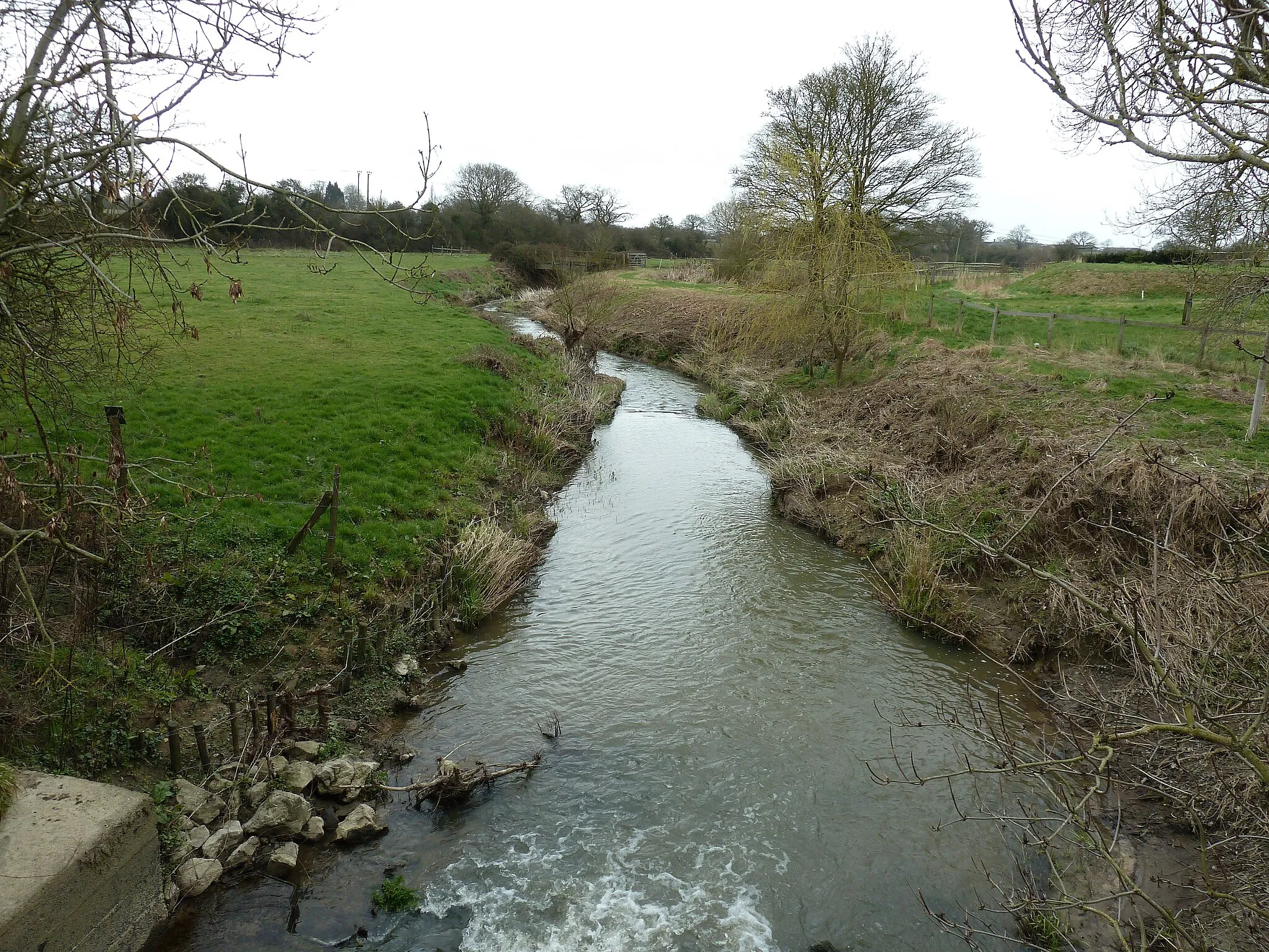 Photo showing: River Adur tributary flowing under Hooker's Bridge