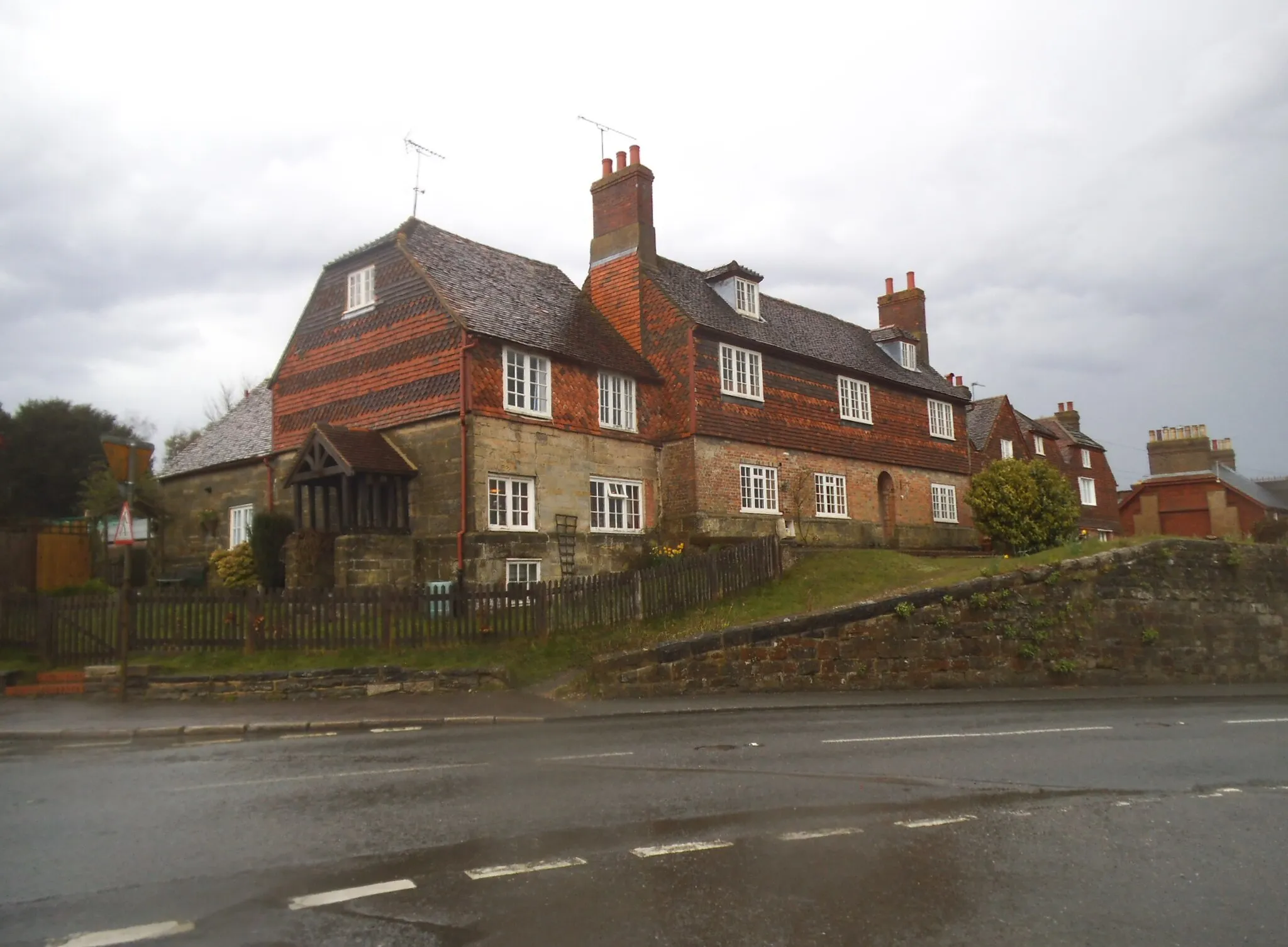 Photo showing: Houses on North Street, Turners Hill