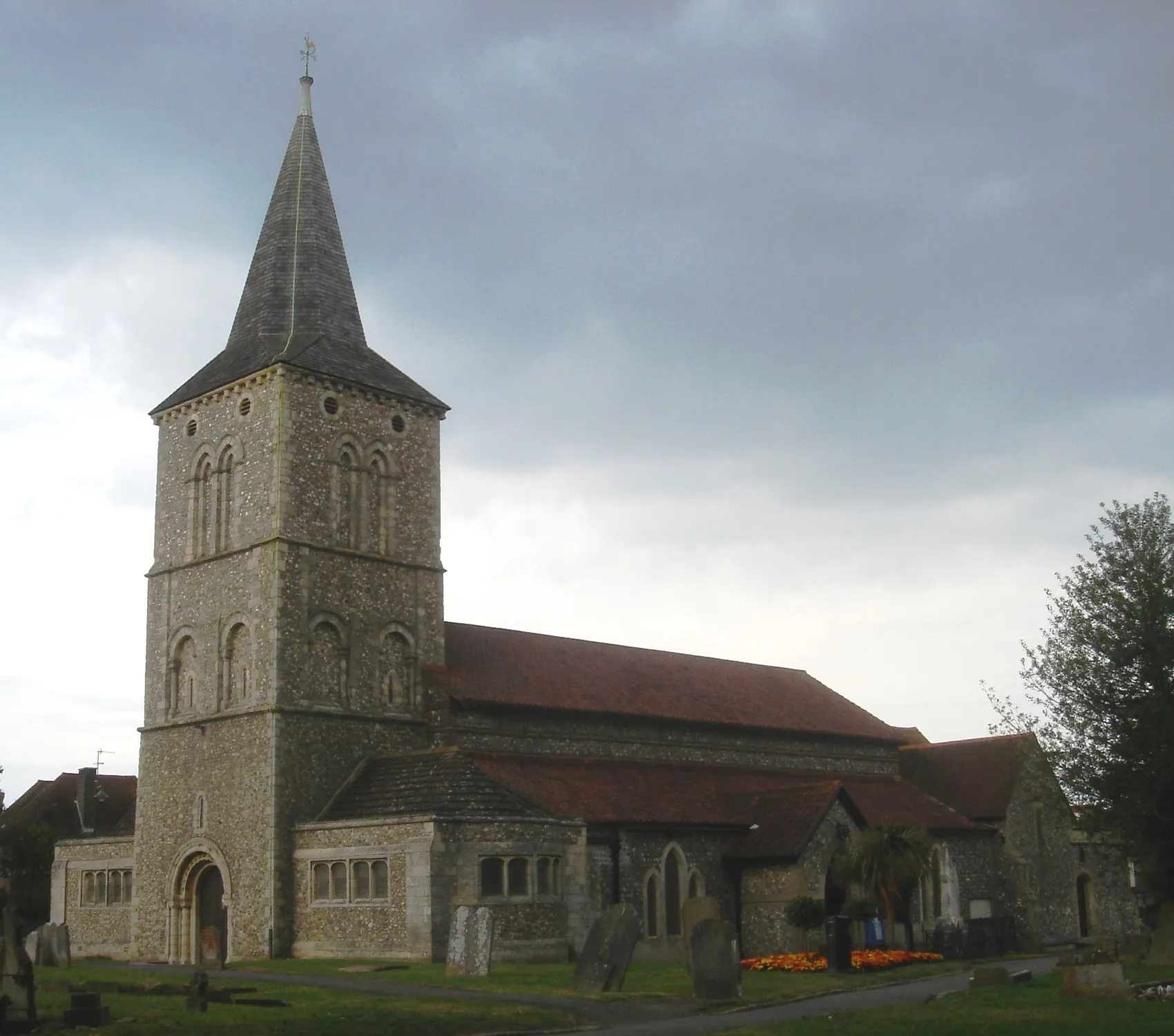 Photo showing: St Michael and All Angels Church, Church Lane, Southwick, Adur District, West Sussex, England.  A restored 12th- and 13th-century Anglican church; the parish church of Southwick. listed at Grade II* by English Heritage (IoE Code 297346)