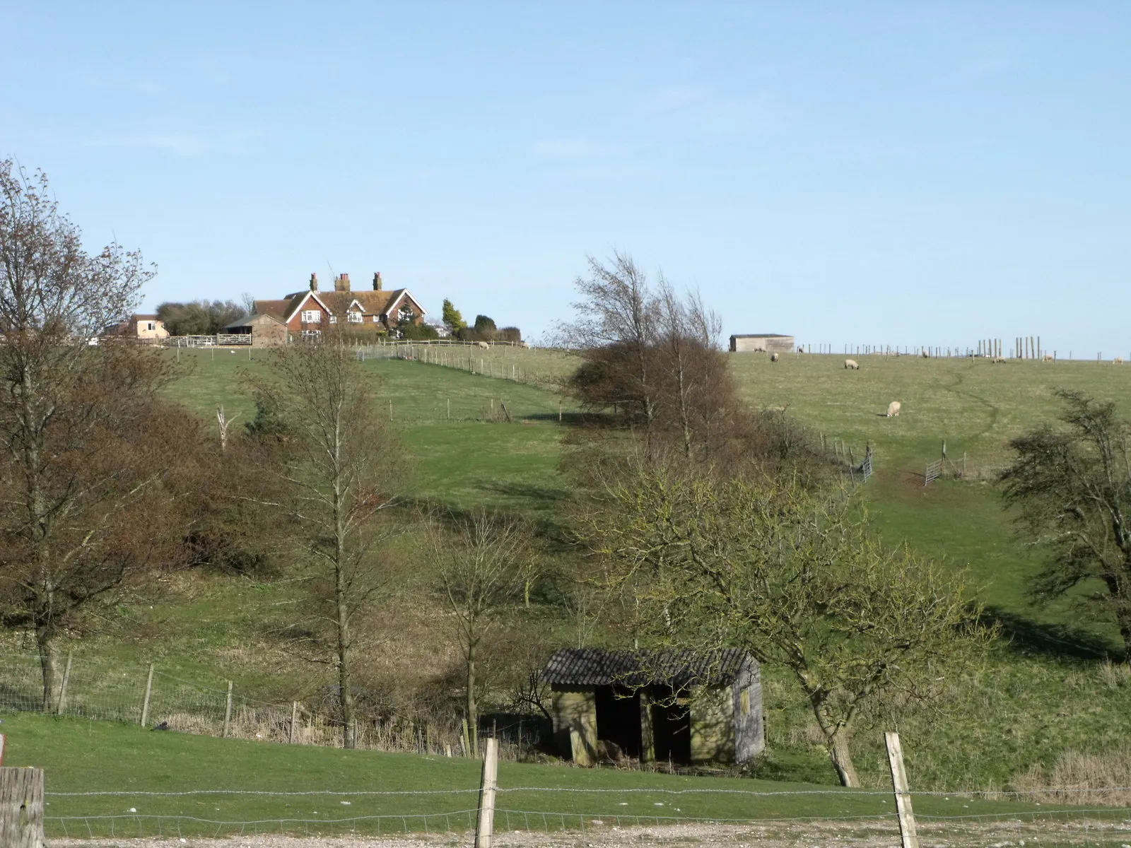 Photo showing: Freshcombe and Summersdene Farm, Truleigh Hill, West Sussex