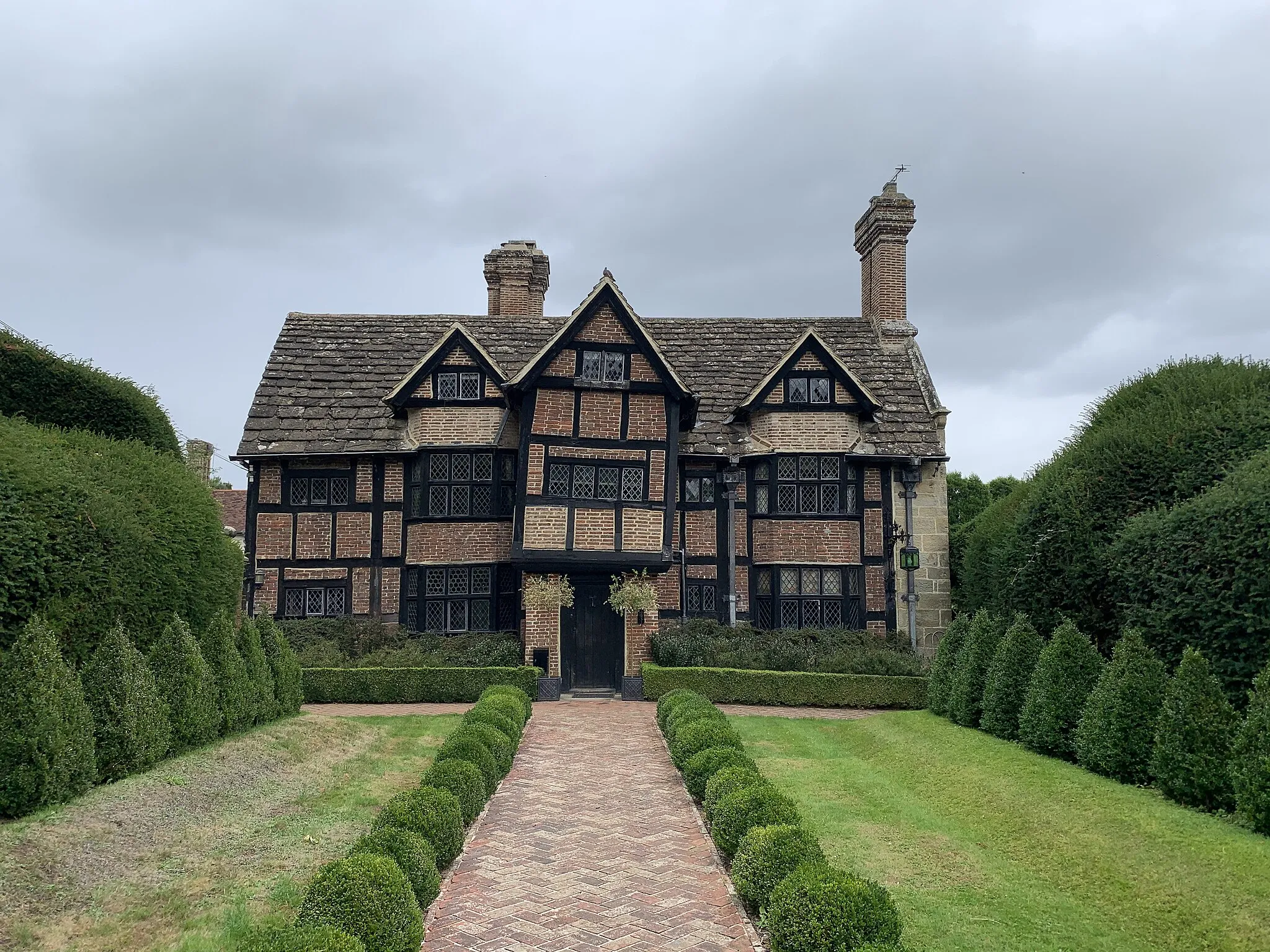 Photo showing: The Old House, Lindfield, Sussex