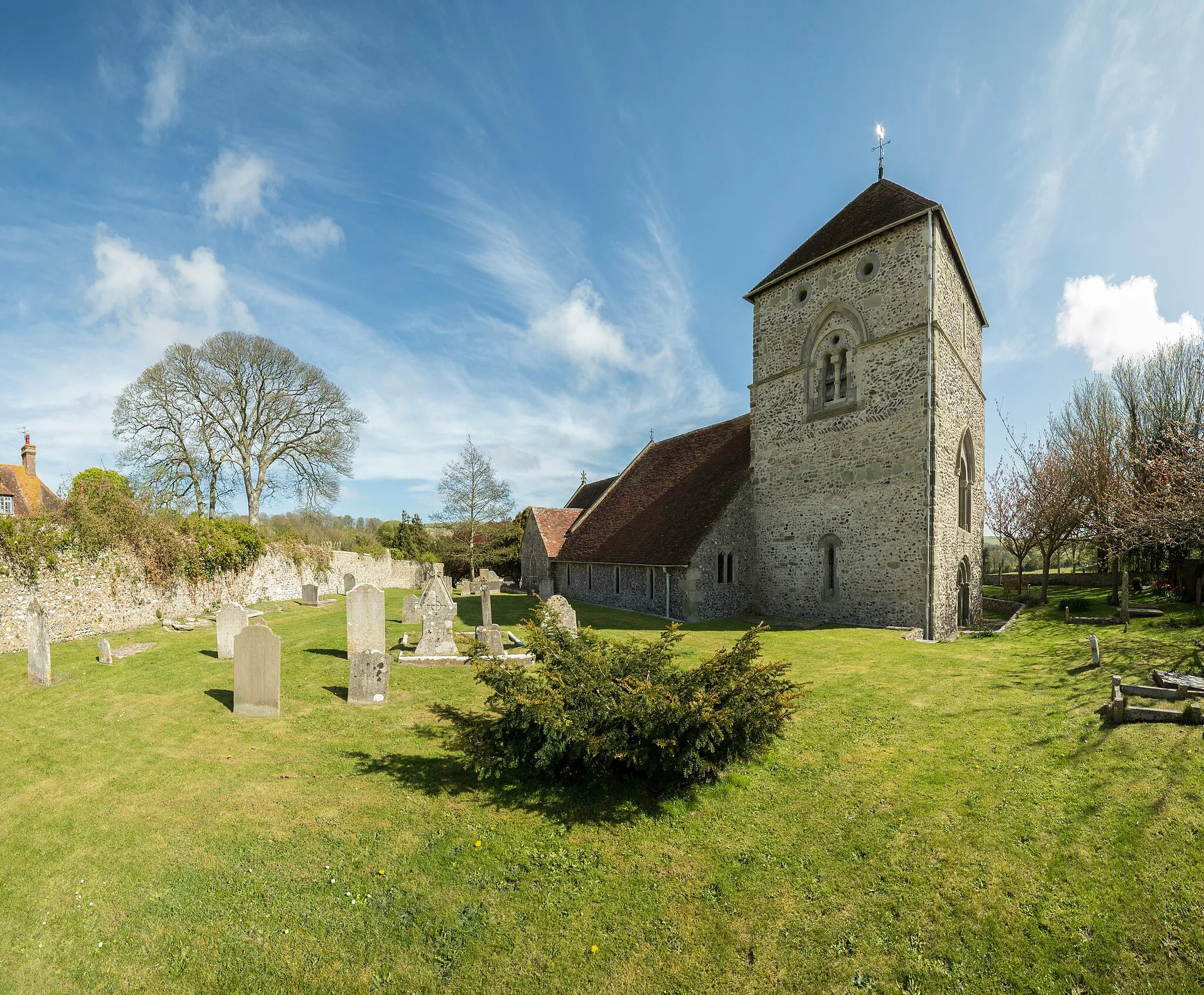 Photo showing: St Andrew's parish church, Jevington, East Sussex, seen from the northwest