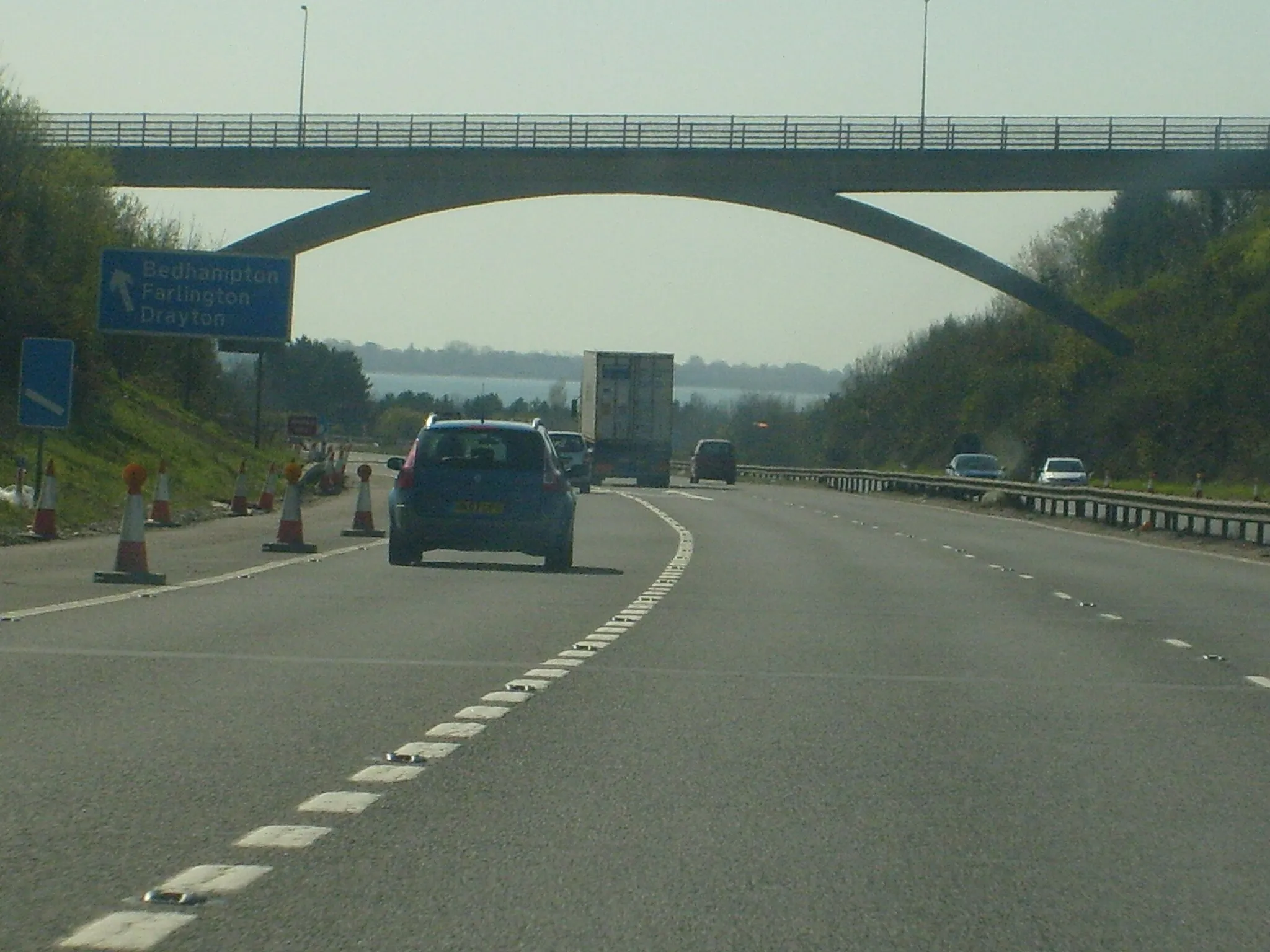 Photo showing: The A3 near the Portsdown Hill Hill bridge heading towards Junction 5 with the A27.