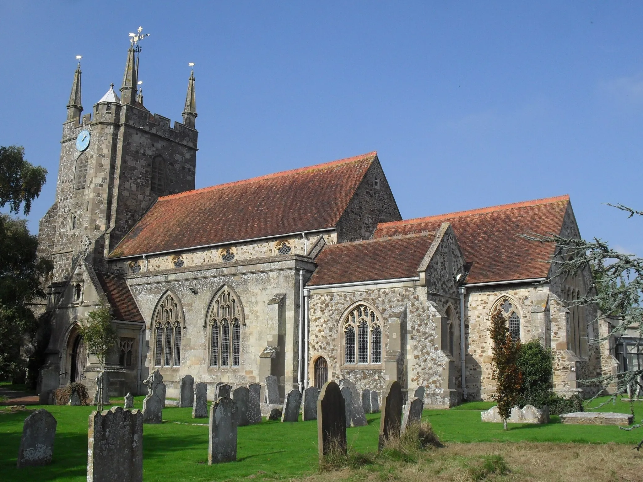 Photo showing: St Mary the Virgin Church, Hailsham, Wealden, East Sussex, England.  The ancient parish church of the market town of Hailsham. Listed at Grade I by English Heritage (IoE Code 295158)