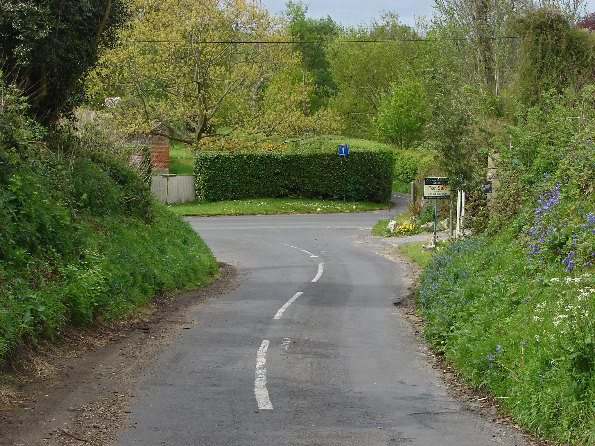 Photo showing: Road Junction, Send Hill