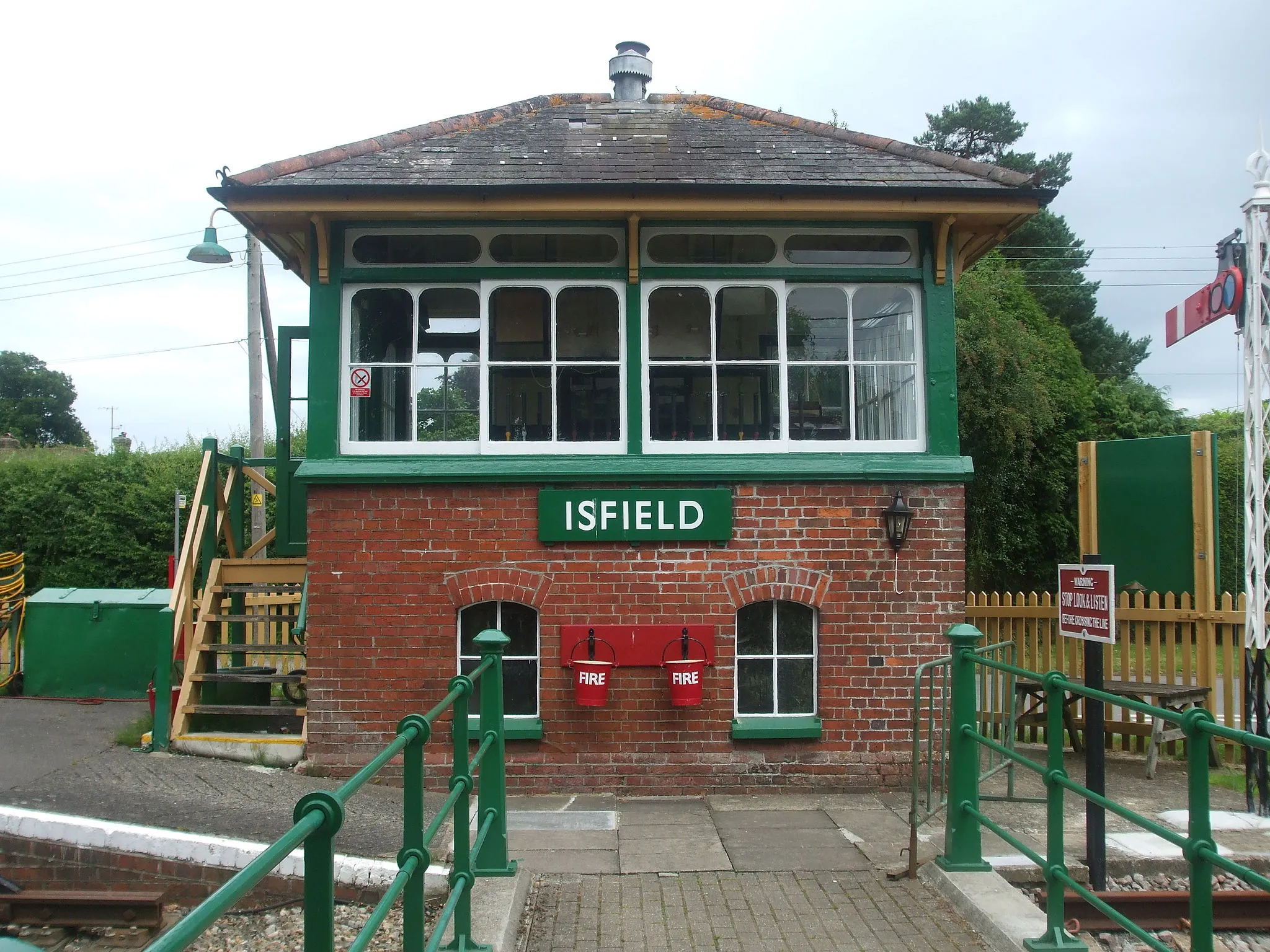 Photo showing: Isfield Railway Station, East Sussex