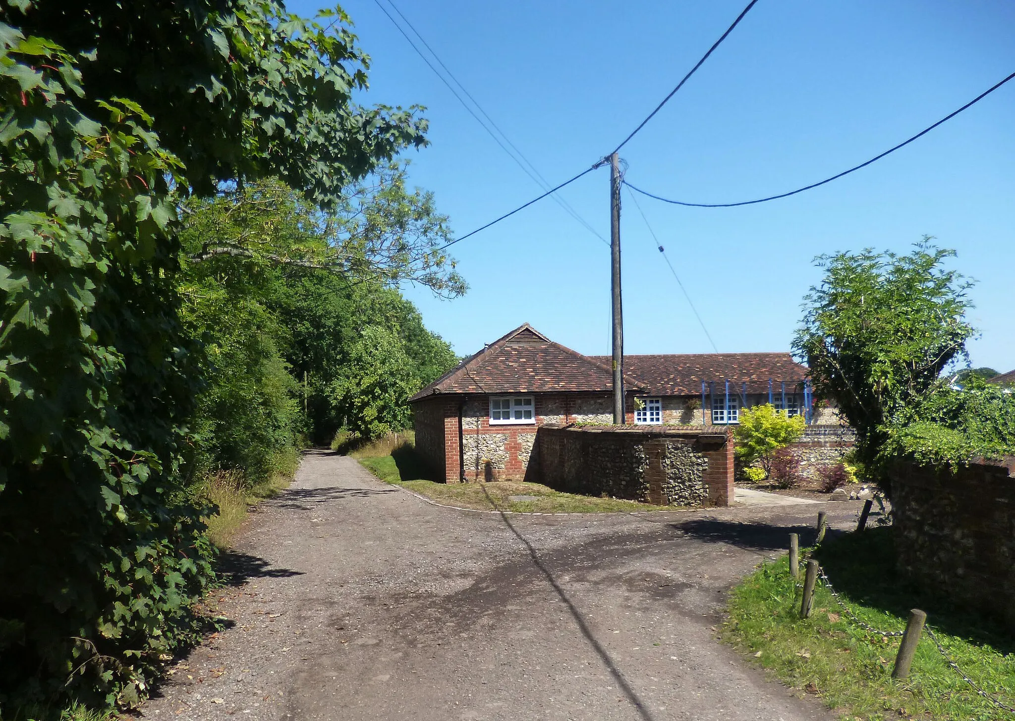 Photo showing: London Loop Path at Kingswood Lodge