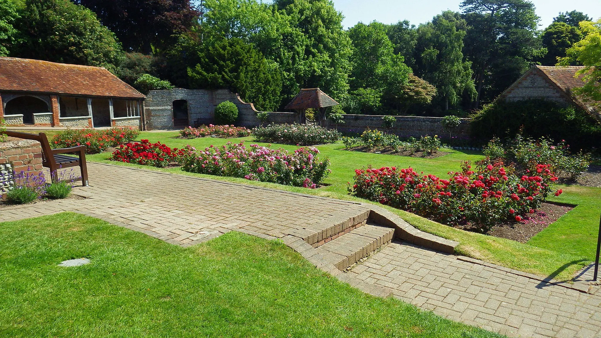 Photo showing: Gardens in summer outside Manor Barn, Manor Gardens, Old Town, Bexhill