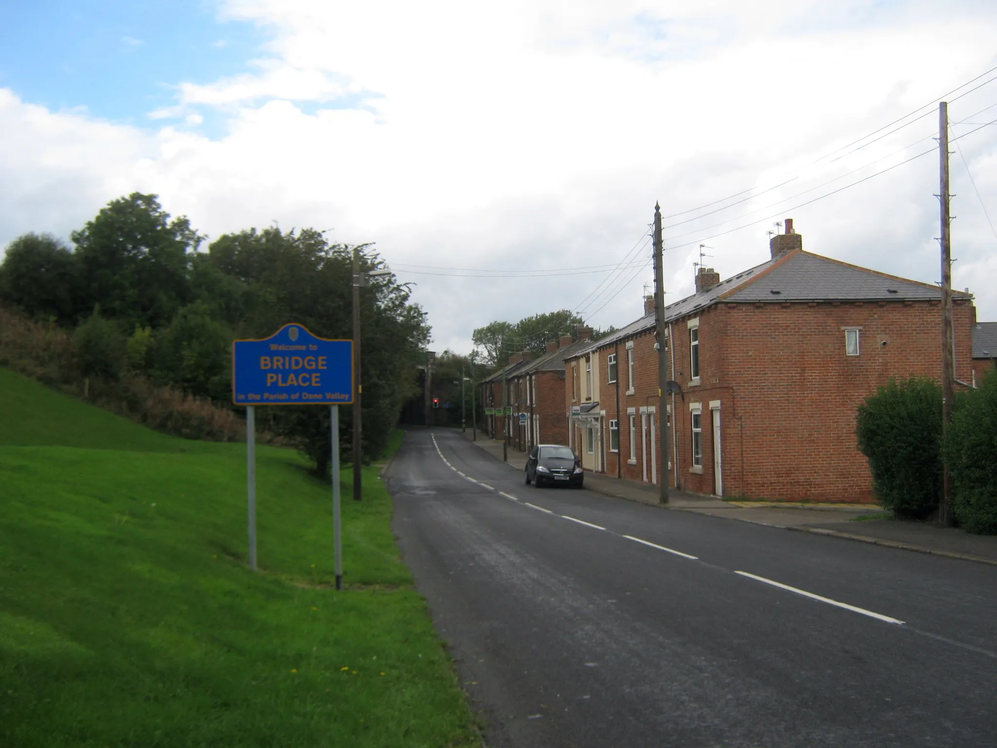 Photo showing: Bridge Place County Durham