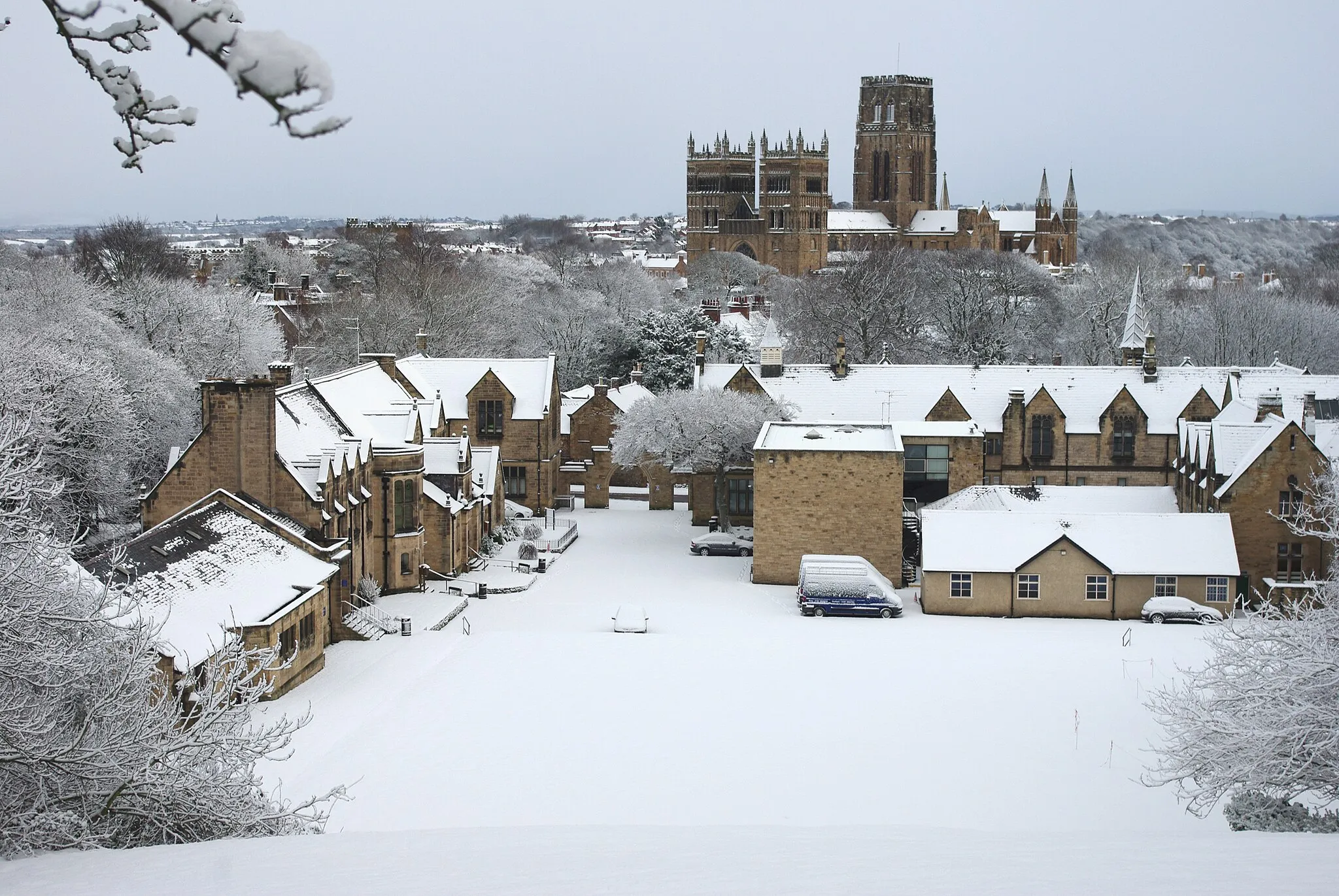 Photo showing: Durham School in snow, with Durham Cathedral in the background