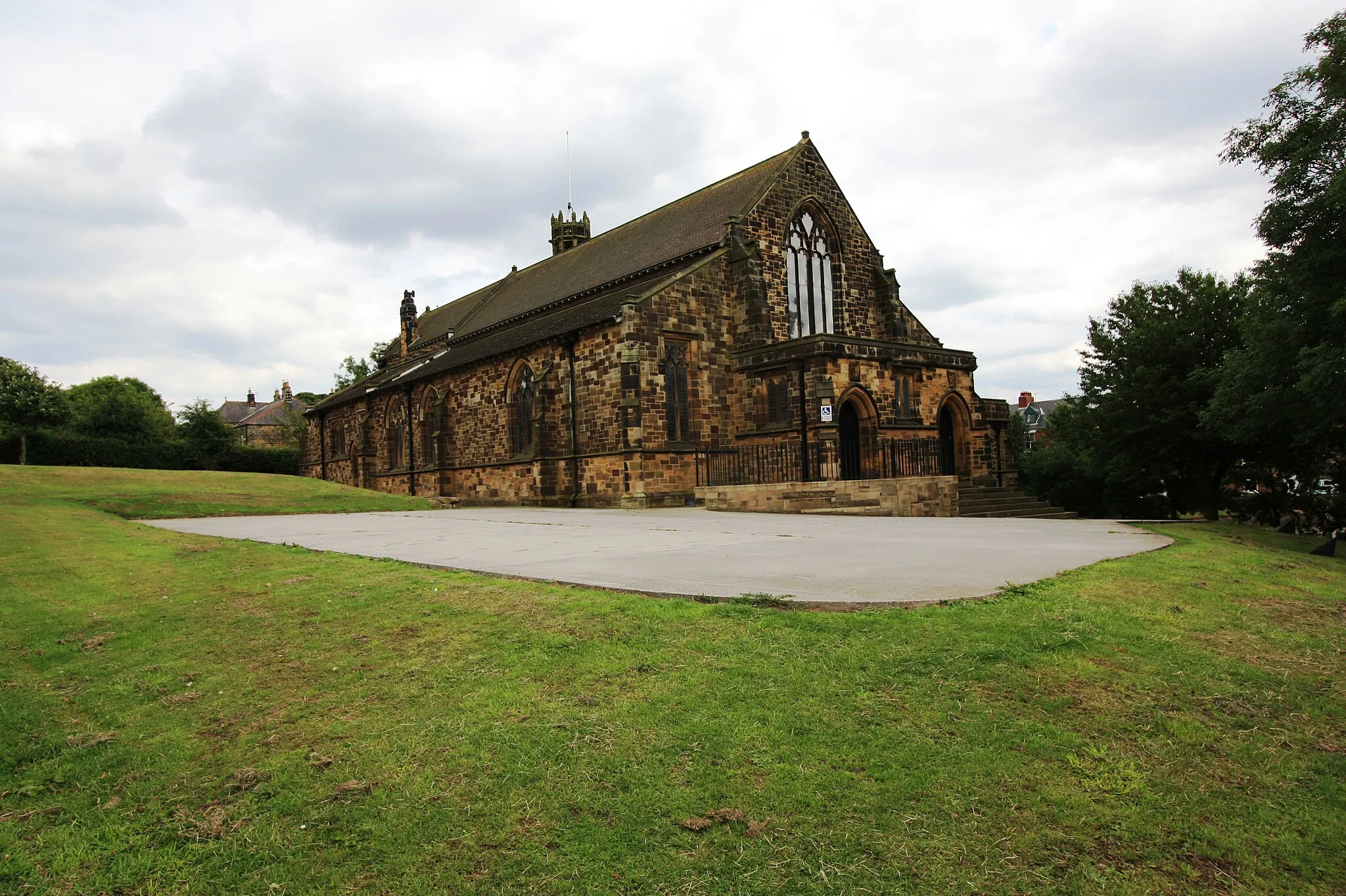 Photo showing: Church in Brotton