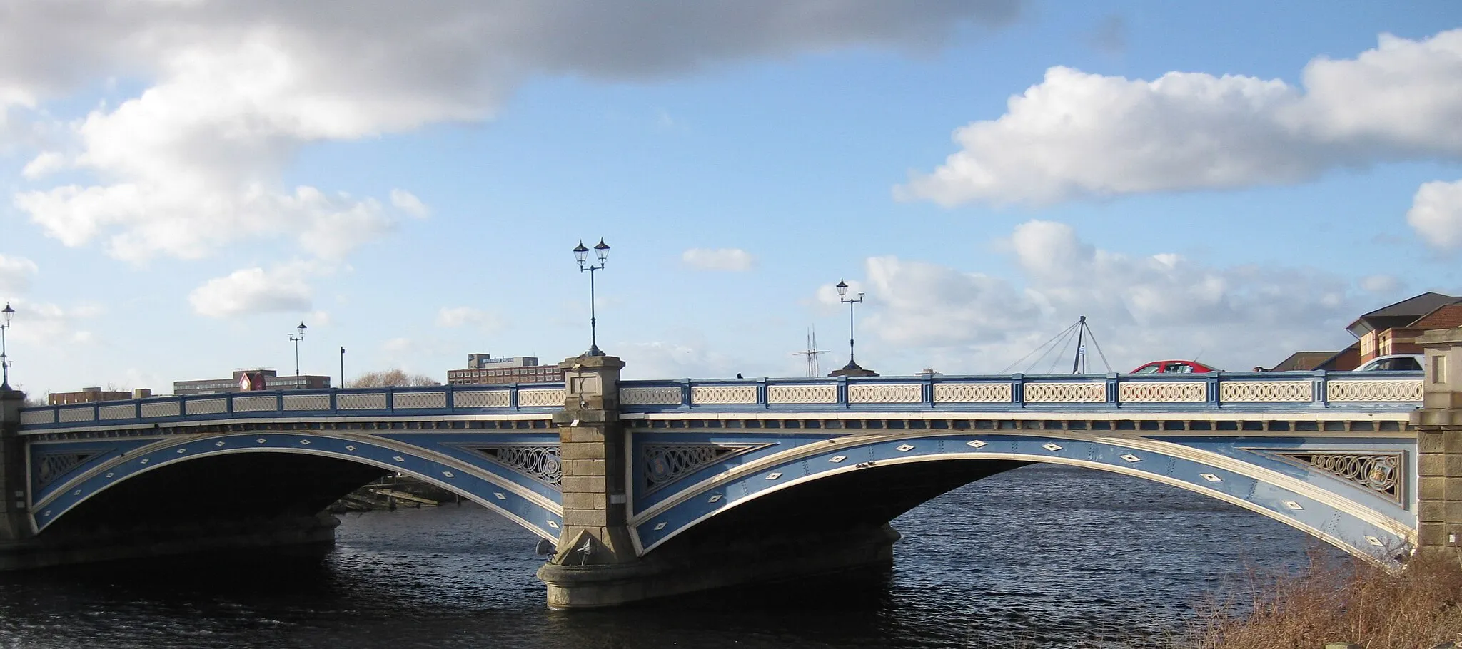 Photo showing: Victoria Bridge over the River Tees, viewed from the Thornaby bank